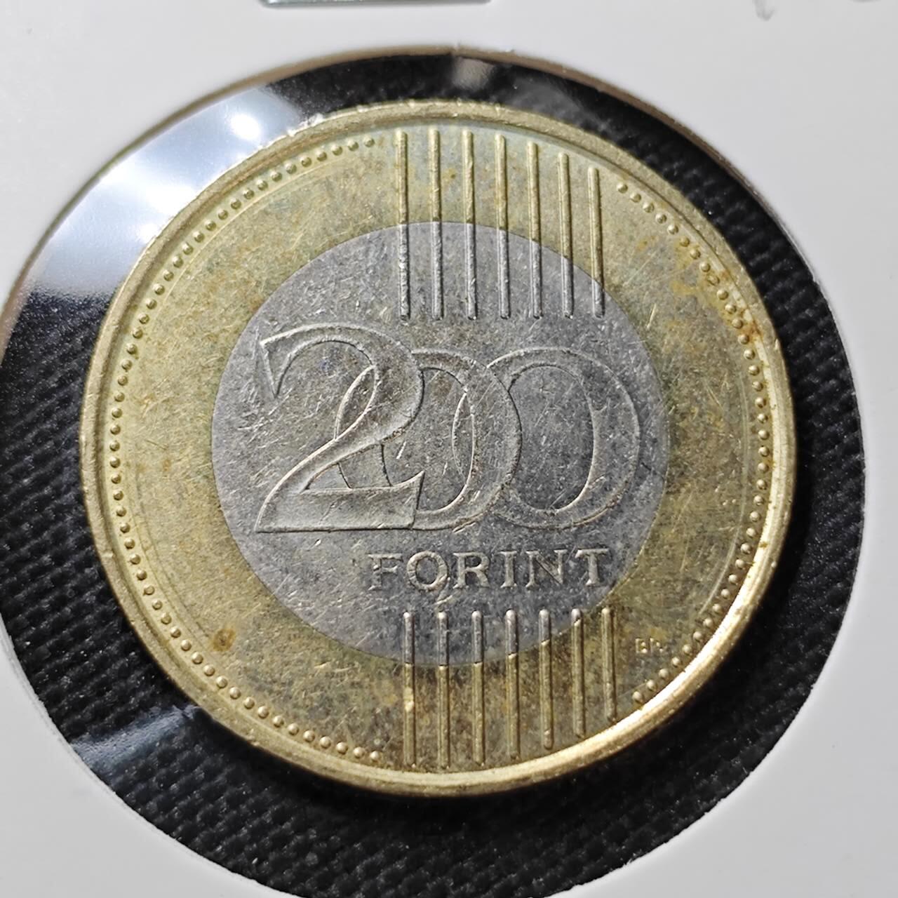 KK钱币收藏小铺   第404期 2月预留时间 周末发货  匈牙利200福林双色币