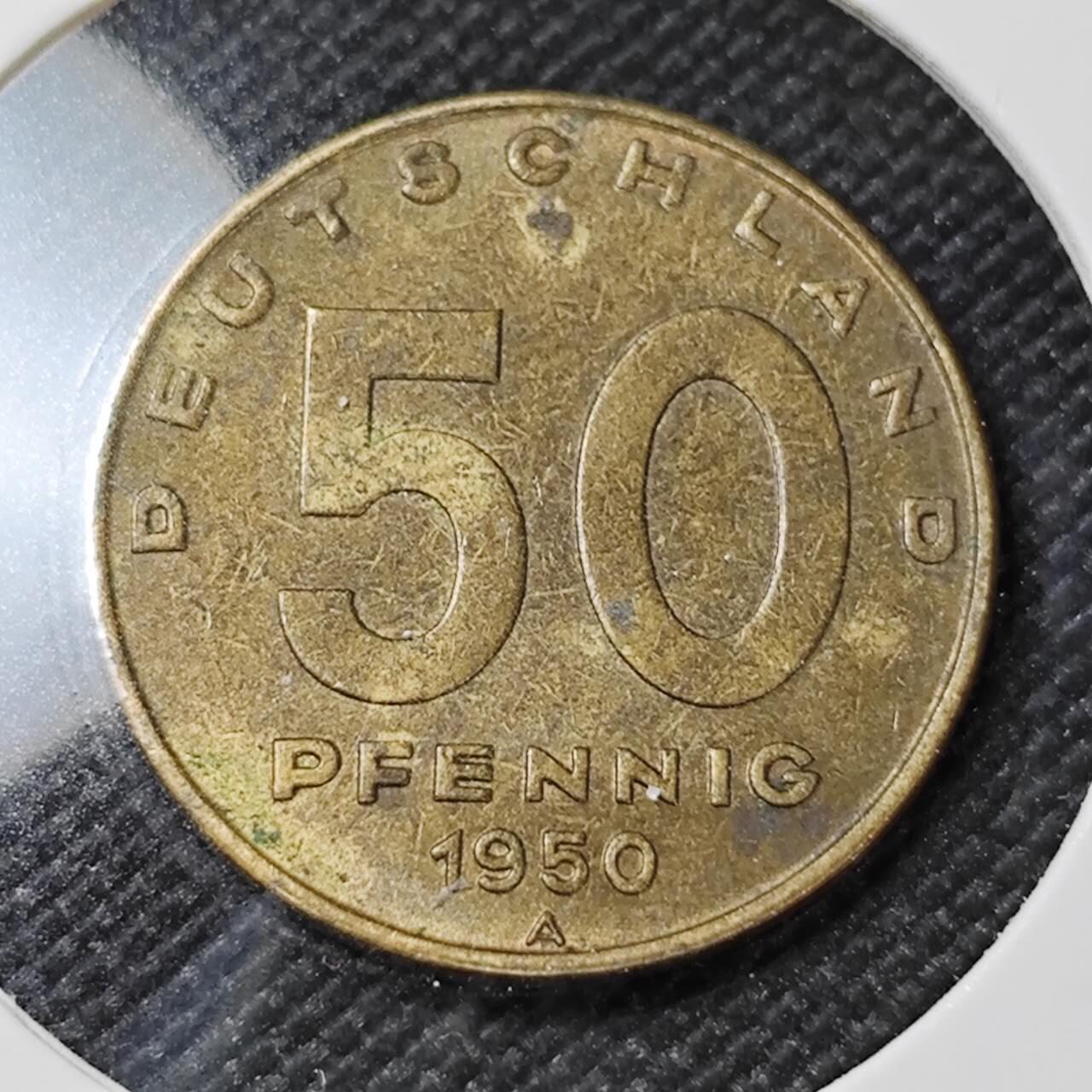 KK钱币收藏小铺   第404期 2月预留时间 周末发货  1950东德50芬尼