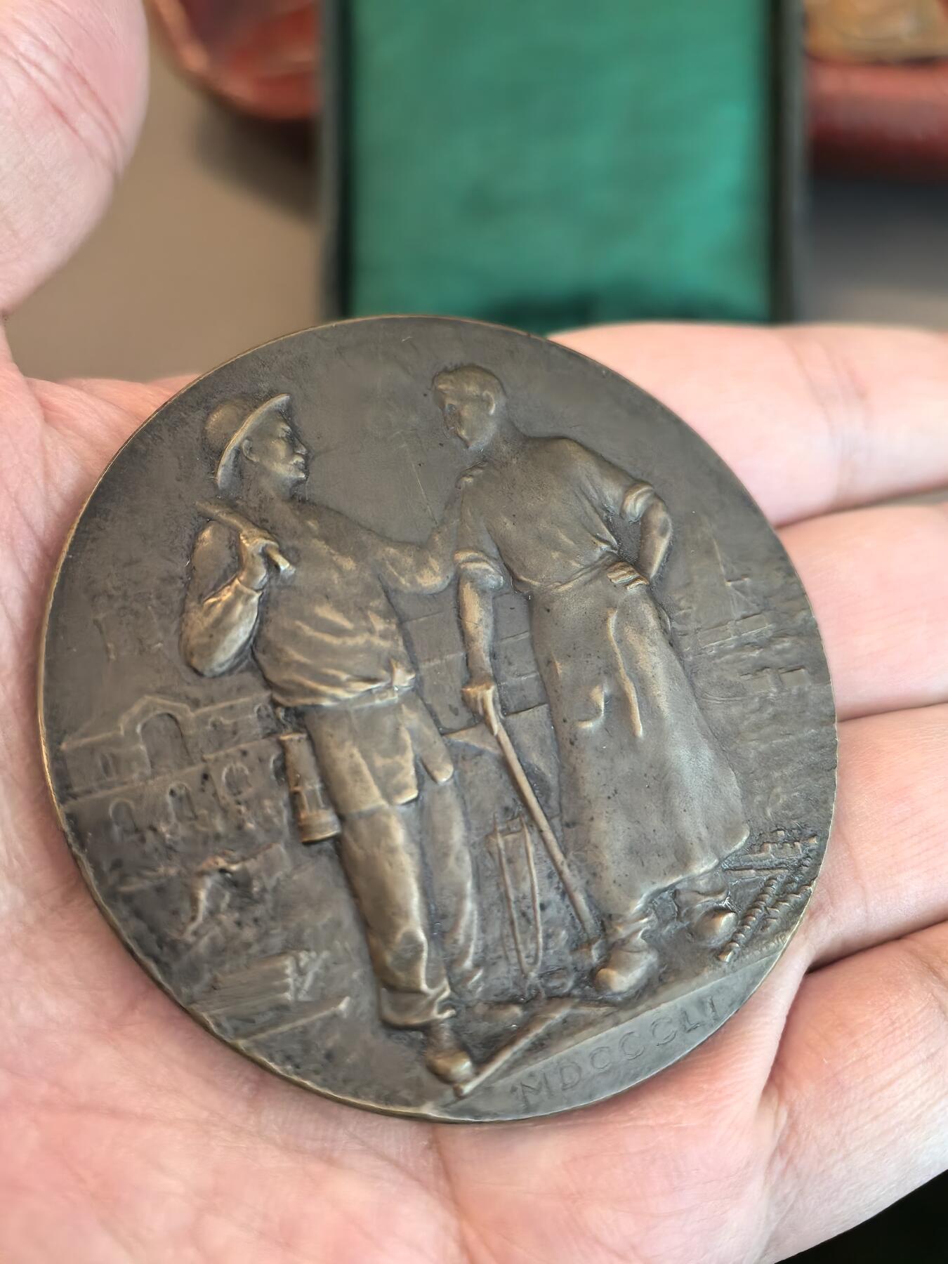 欧洲微章、铜章、银章和银币第三场 法国**贝蒂讷矿业公司于1912年颁发的服务纪念章，授予了C. Lemaire先生，由雕刻师A. Mayer设计