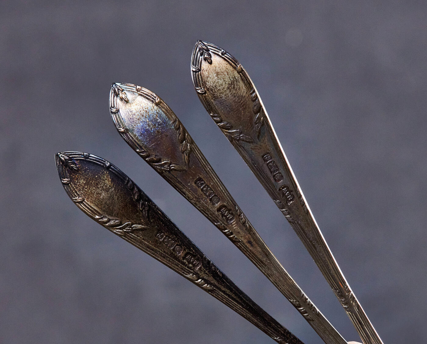 【俄甄集藏】2026年(049)03-18星期三 晚 19:30 全场包邮 英国伦敦1970年Mappin & Webb（马平&韦伯）顶级珠宝制造商（劳力士手表特许经销商）出品，银质古董汤勺6支一套，原盒，单体长：125mm，宽：28mm，重量：143克