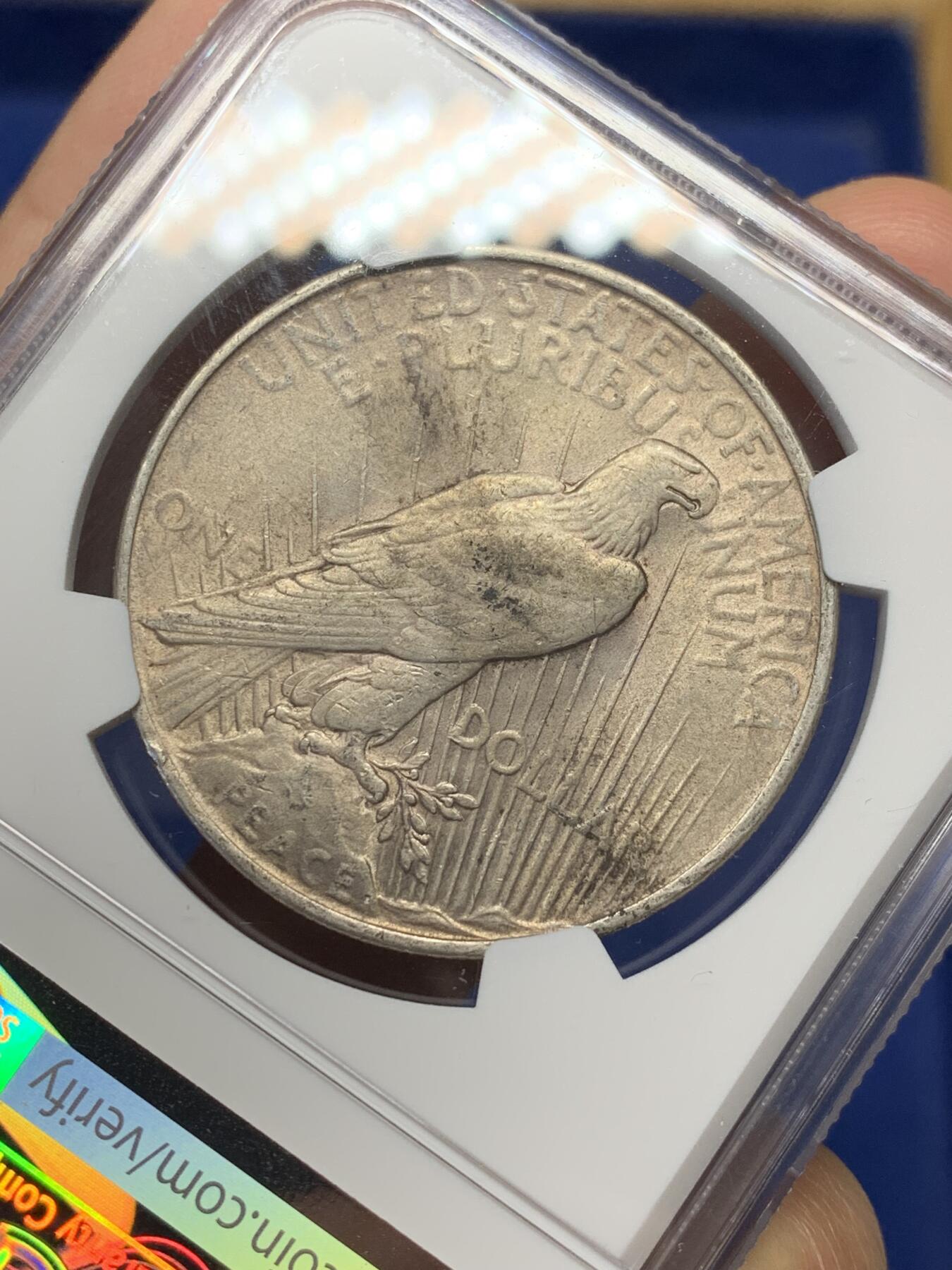 《竞宝斋》第468场 周日，周一 2场连拍 （全场包邮）欢迎送拍 NGC AUD 美国1923年和平鸽一元银币