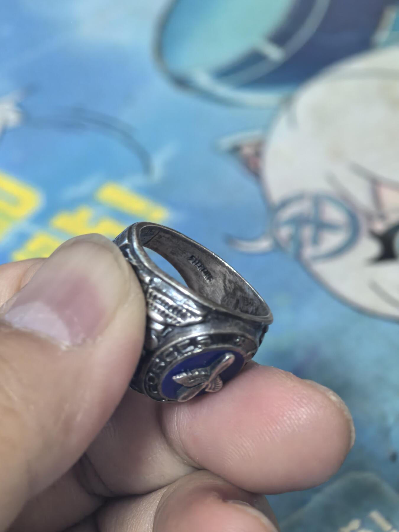 美德苏勋章奖章拍卖 本次各种都有 取消了保留价模式  德因原因只上2-3图 具体的想要的请联系我要完整图。都经过讨论未标明则全部是原品，保真 放心拍。3月4日晚上九点结束在麦稀奇 找不到的加我qq或者微信都是184277308备注苏章拍卖。