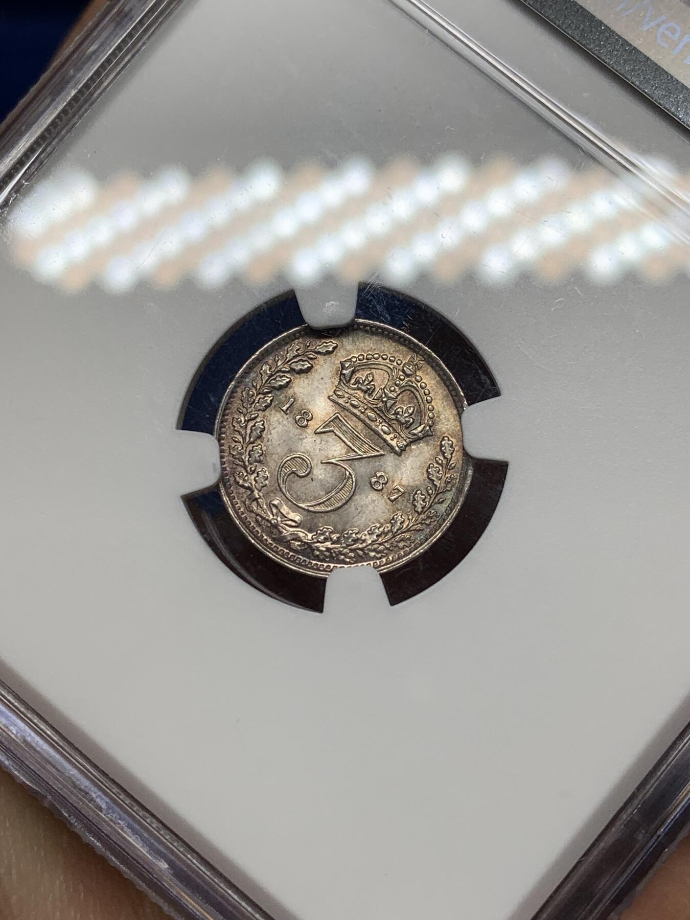 《竞宝斋》第468场 周日，周一 2场连拍 （全场包邮）欢迎送拍 NGC UNCD 英国1887年高冠3便士银币，仅为正面清洗，整体品相细节不错