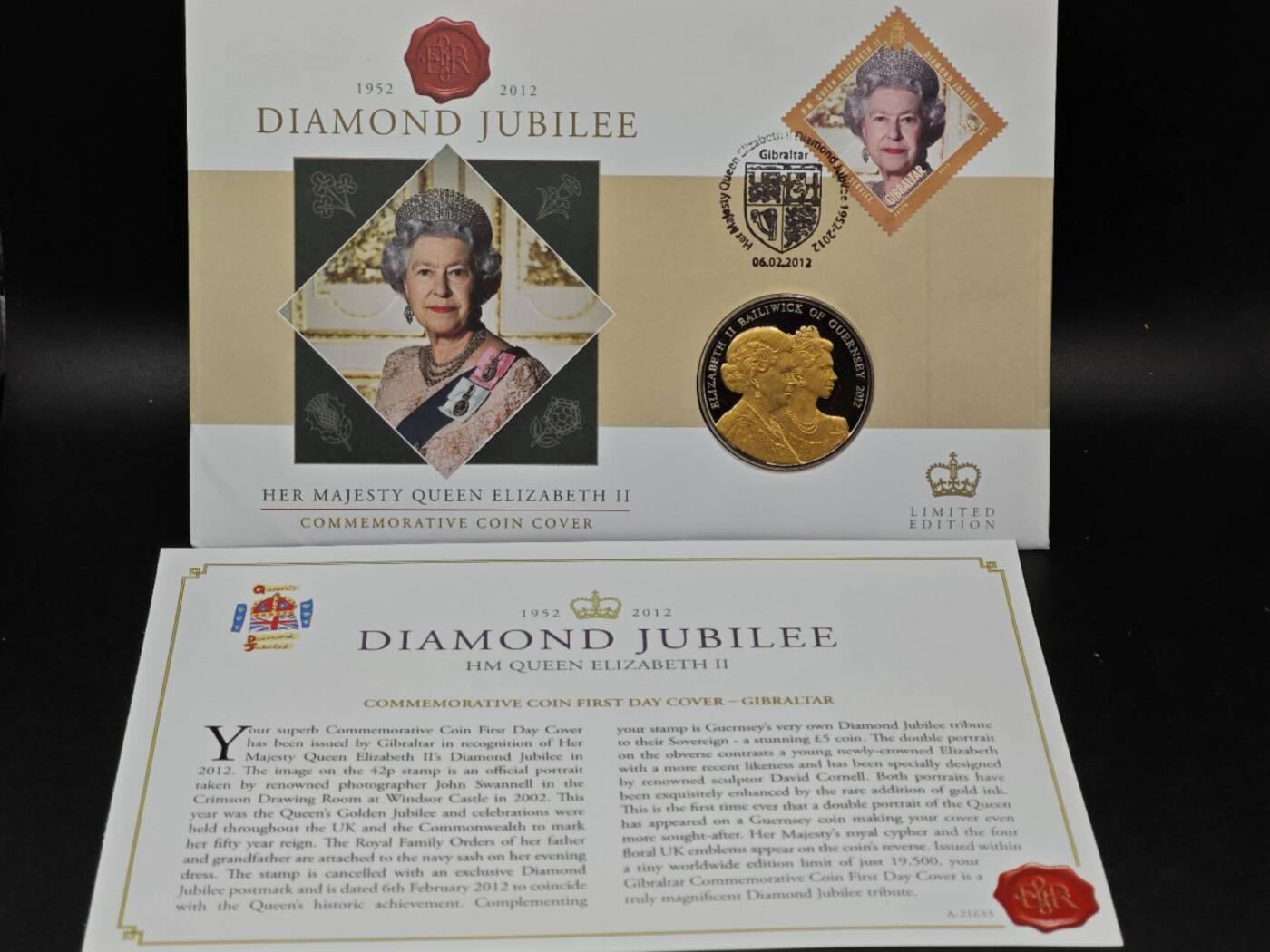  【淘币小摊】限时拍第八百七十八拍   克朗币邮币封场    每周一统一发货 根西2002年女王大婚钻禧5镑纪念币邮币封