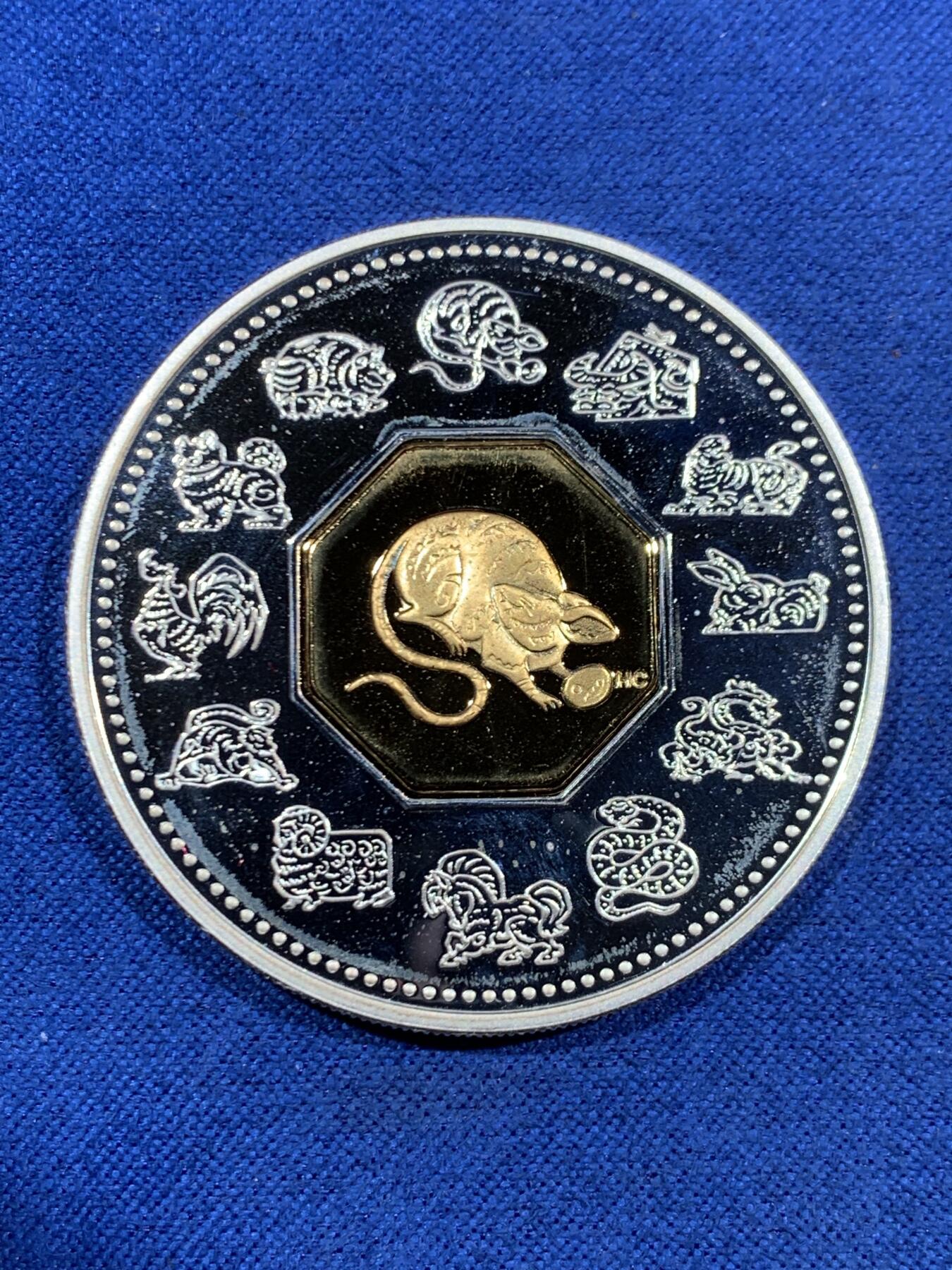 《竞宝斋》第468场 周日，周一 2场连拍 （全场包邮）欢迎送拍 加拿大2008年鼠年生肖币，局部镀金，盒证齐全（34克 925银）