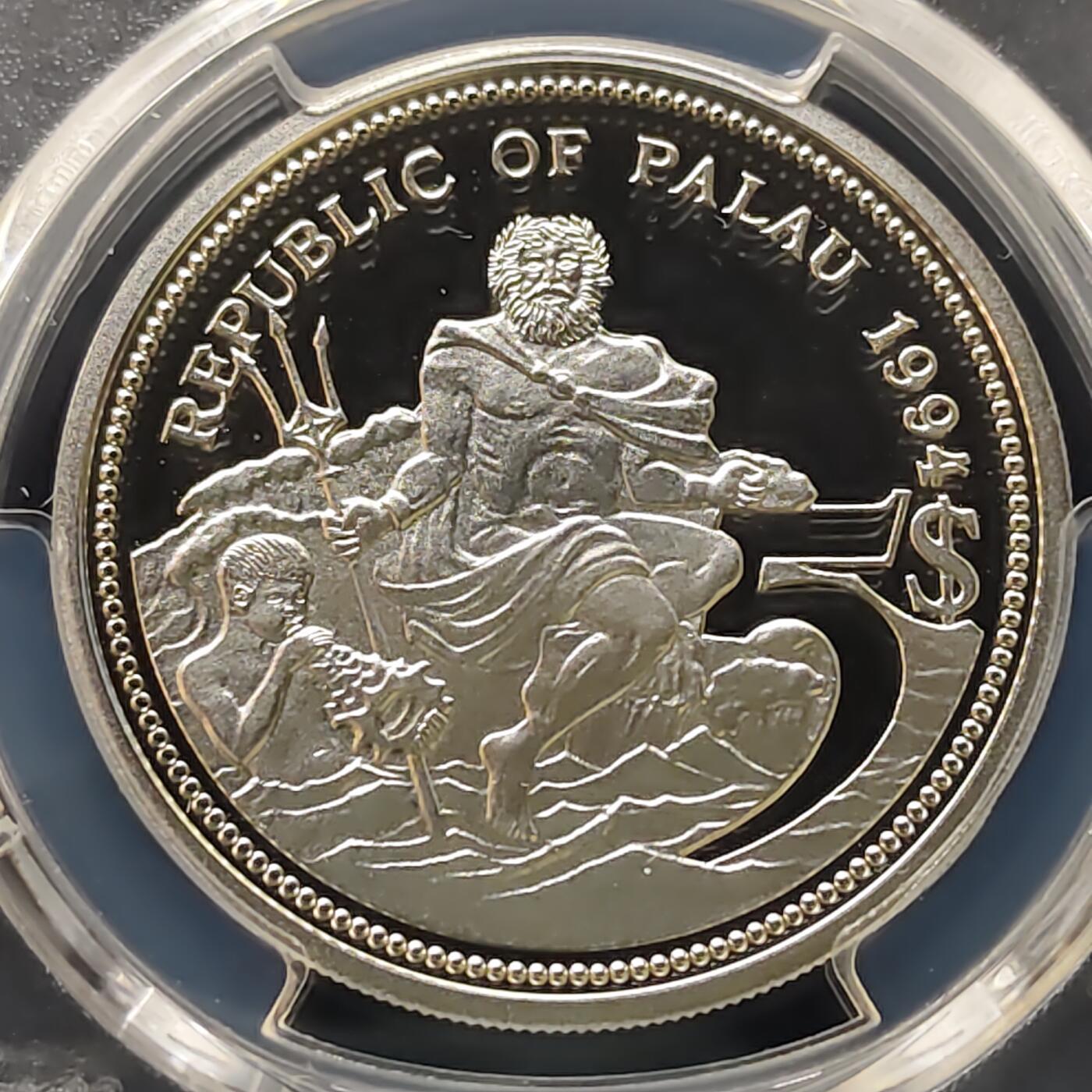 【全场包邮】纯粹捡漏拍511场 【满分】帕劳1994年5元《生物多样性公约》海洋保护珊瑚礁世界彩色精制纪念银币【37毫米25克90%】-PCGS PR70 DCAM