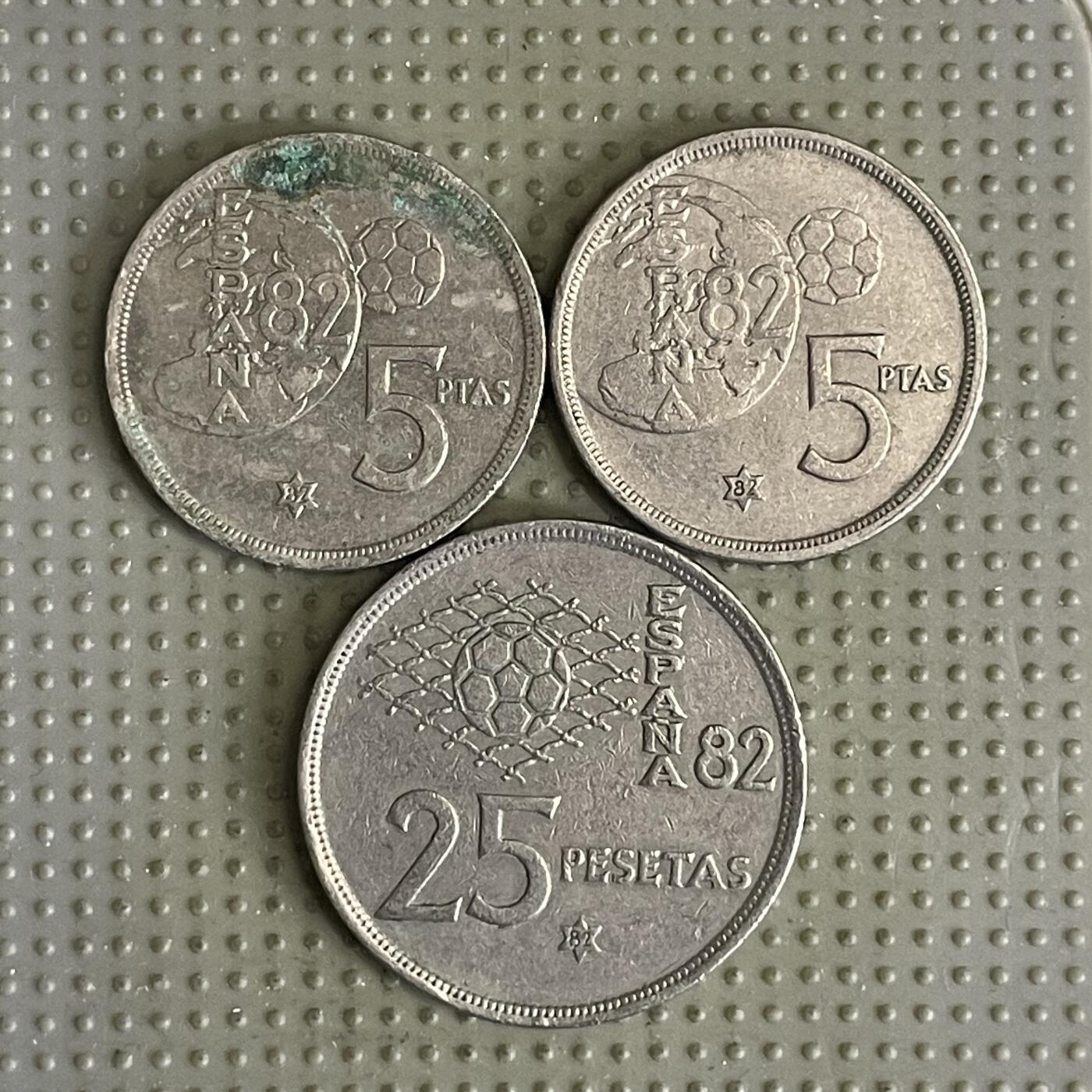 2026年第30场各国散币拍卖（总第180场） 西班牙世界杯纪念币3枚