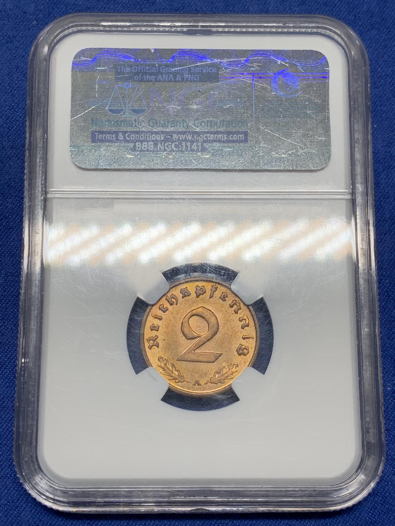 《竞宝斋》第468场 周日，周一 2场连拍 （全场包邮）欢迎送拍 NGC MS64RB 德国2芬尼铜币，1937年版。难得带原铜光，老盒严评，可入藏级状态。