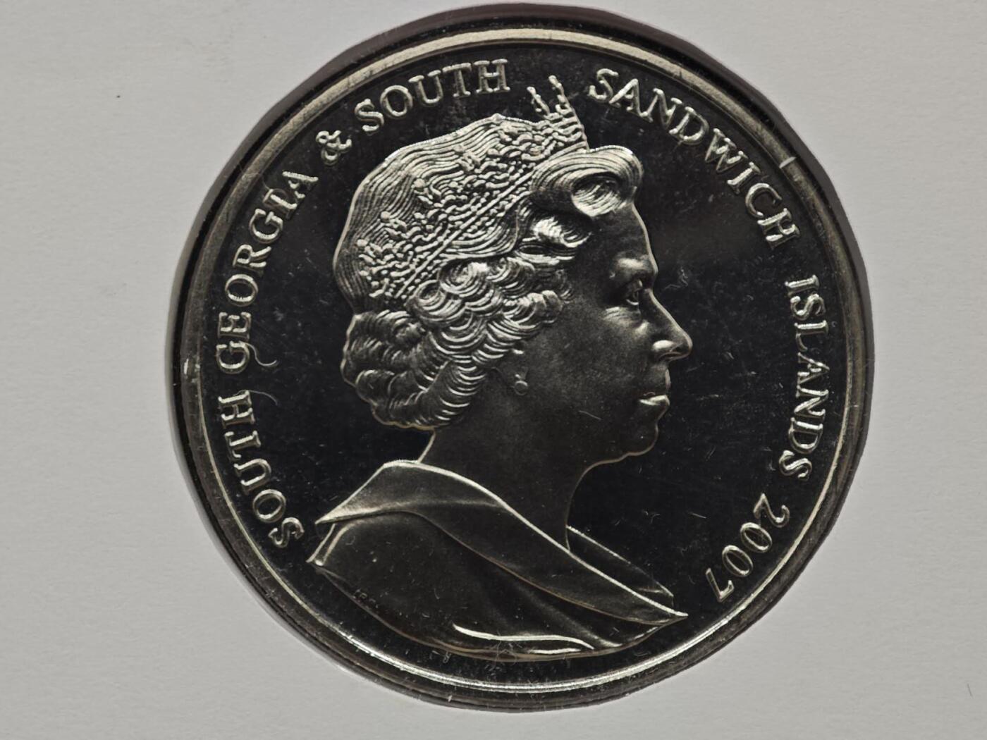  【淘币小摊】限时拍第八百七十八拍   克朗币邮币封场    每周一统一发货 南乔治亚和南桑德威奇2007年极地犬1元纪念币邮币封