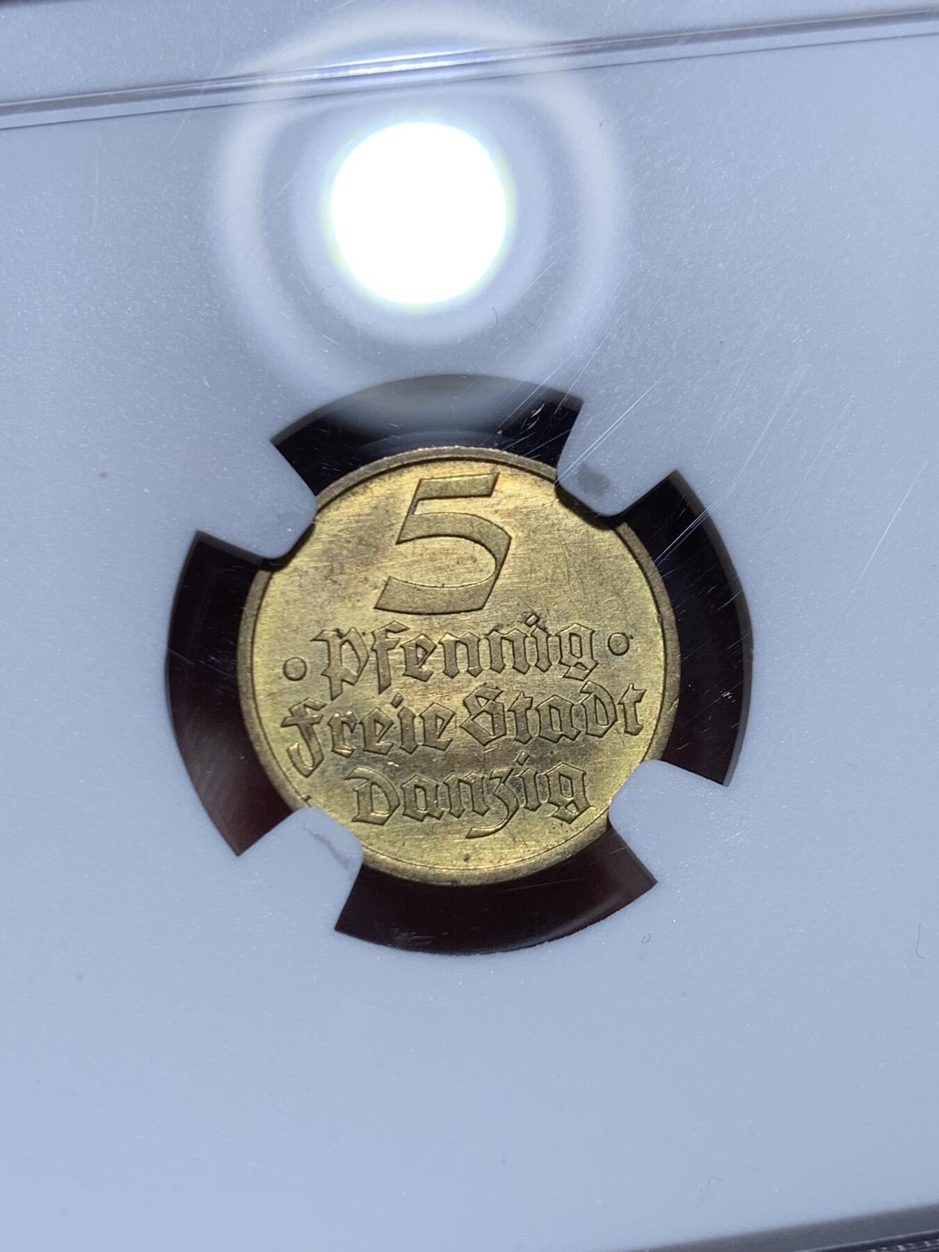 《竞宝斋》第468场 周日，周一 2场连拍 （全场包邮）欢迎送拍 NGC MS63 但泽自由市1932年比目鱼5芬尼