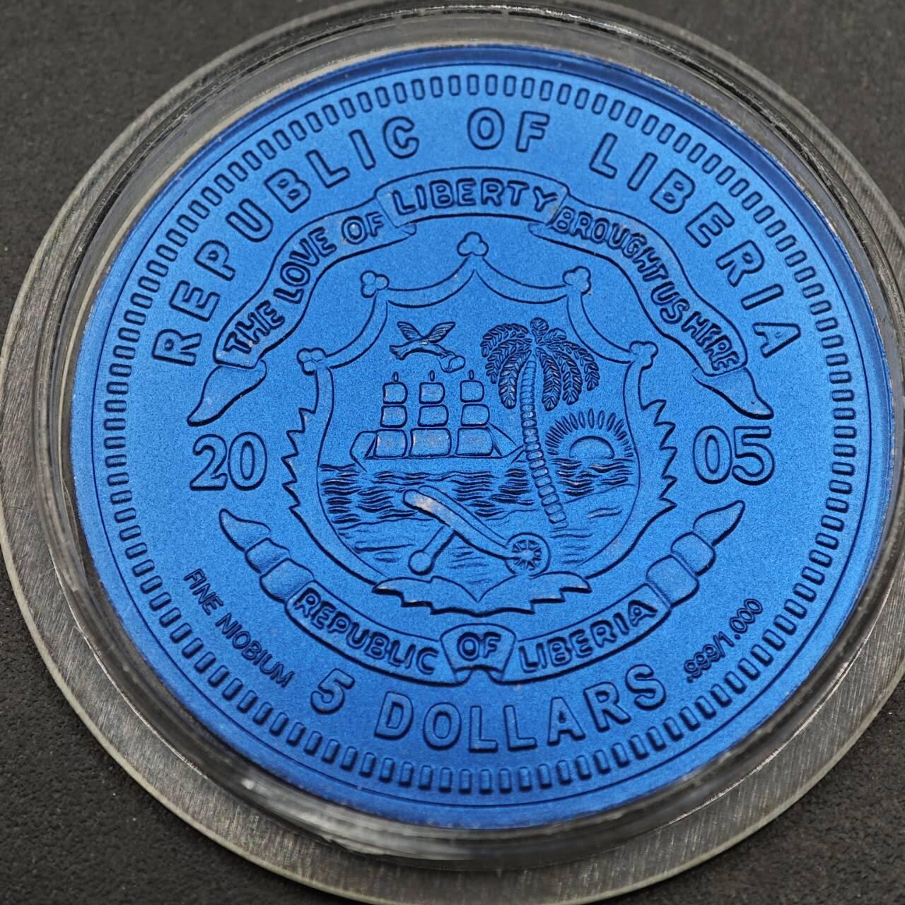 【淘币小摊】实时拍第八百七十九拍   银币套币场    每周一统一发货 利比里亚2005年5元蓝铌部分镀金纪念币 欧元发行10周年-比利时 7.78克铌