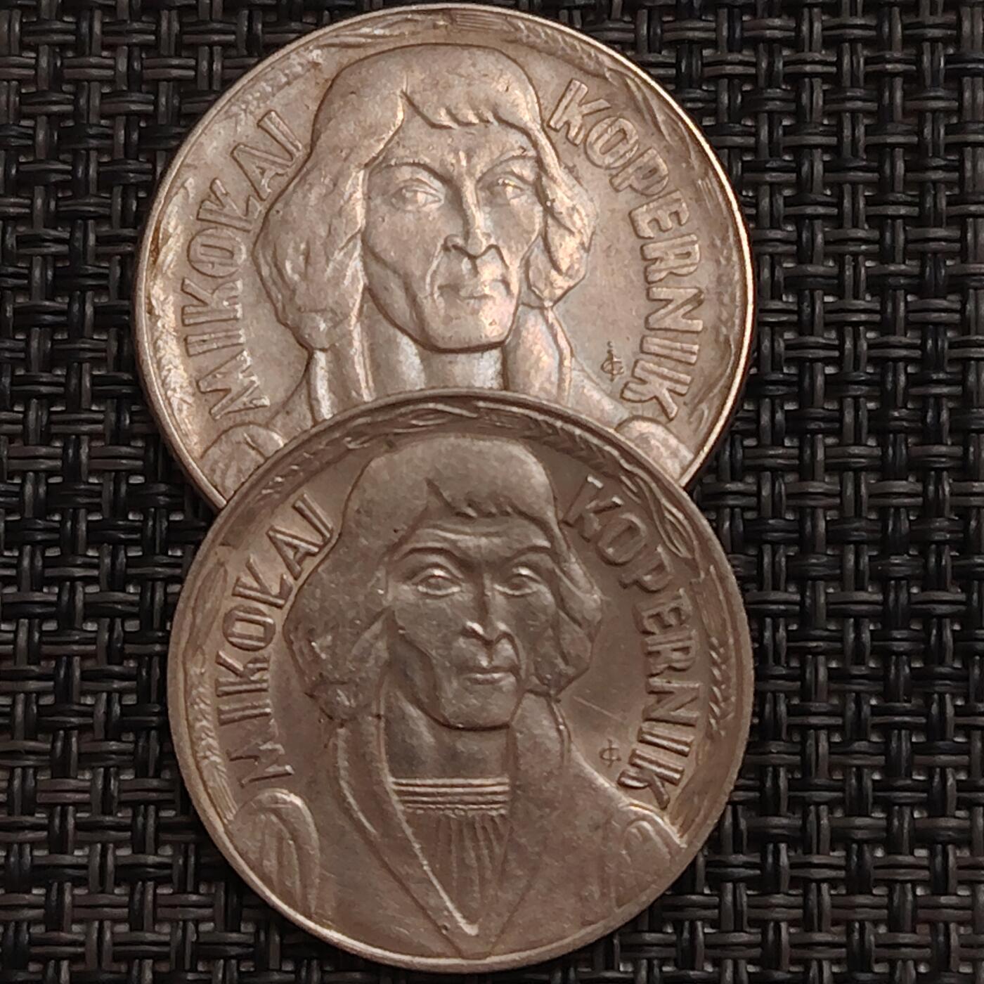 布加迪🐬～世界钱币(上海)🌾第 280 期 /  各国套币和散币 波兰🇵🇱 1959年 10兹罗提 天文学家哥白尼 31mm 大版