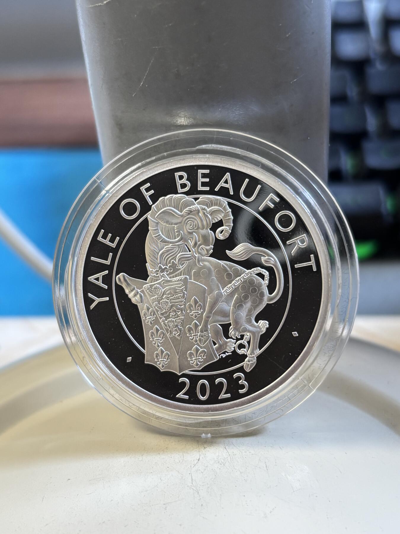 第193期拍卖 英国2023年都铎王朝神兽博福特耶鲁山羊1盎司银币，999银，发行5000枚