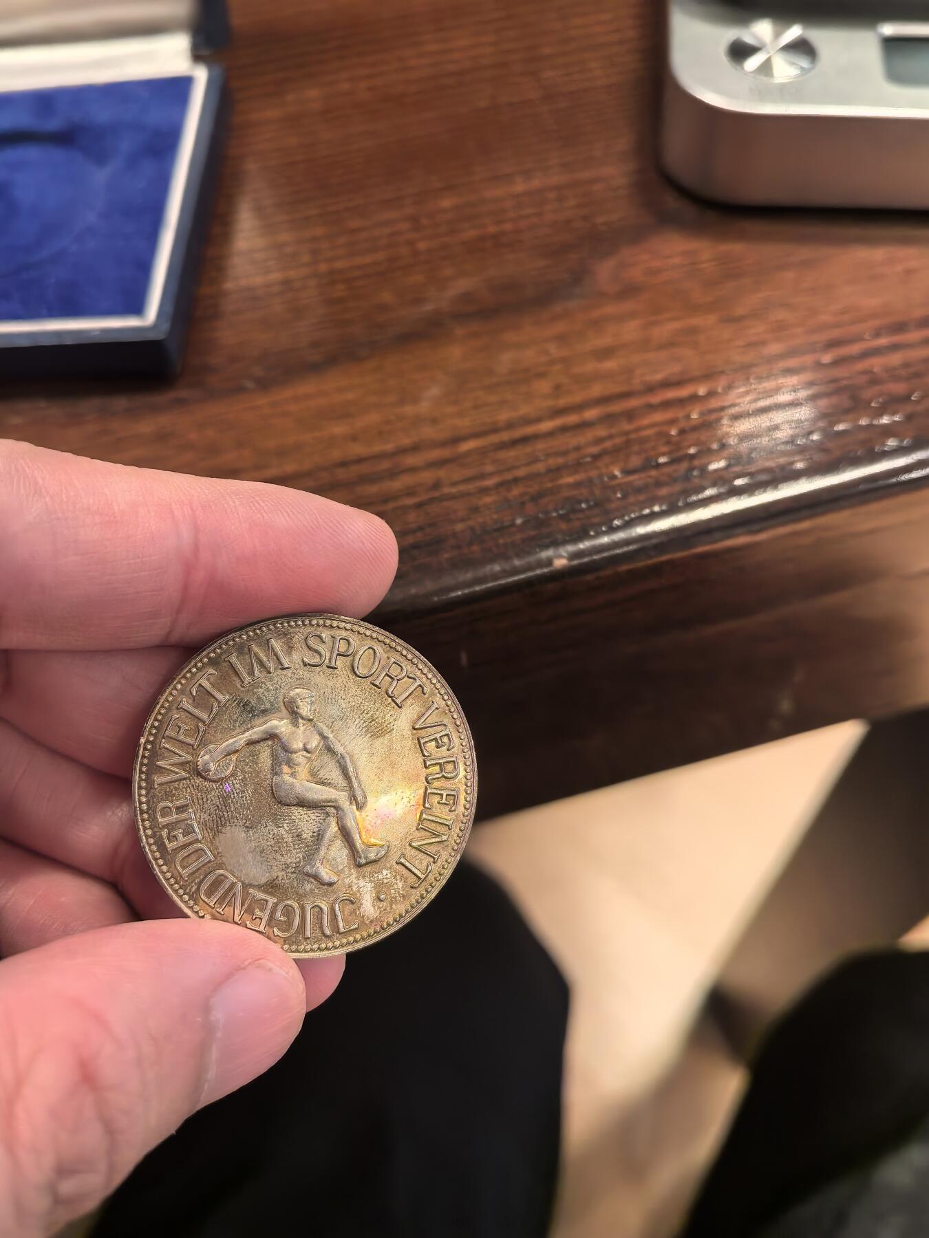 欧洲微章、铜章、银章和银币第三场