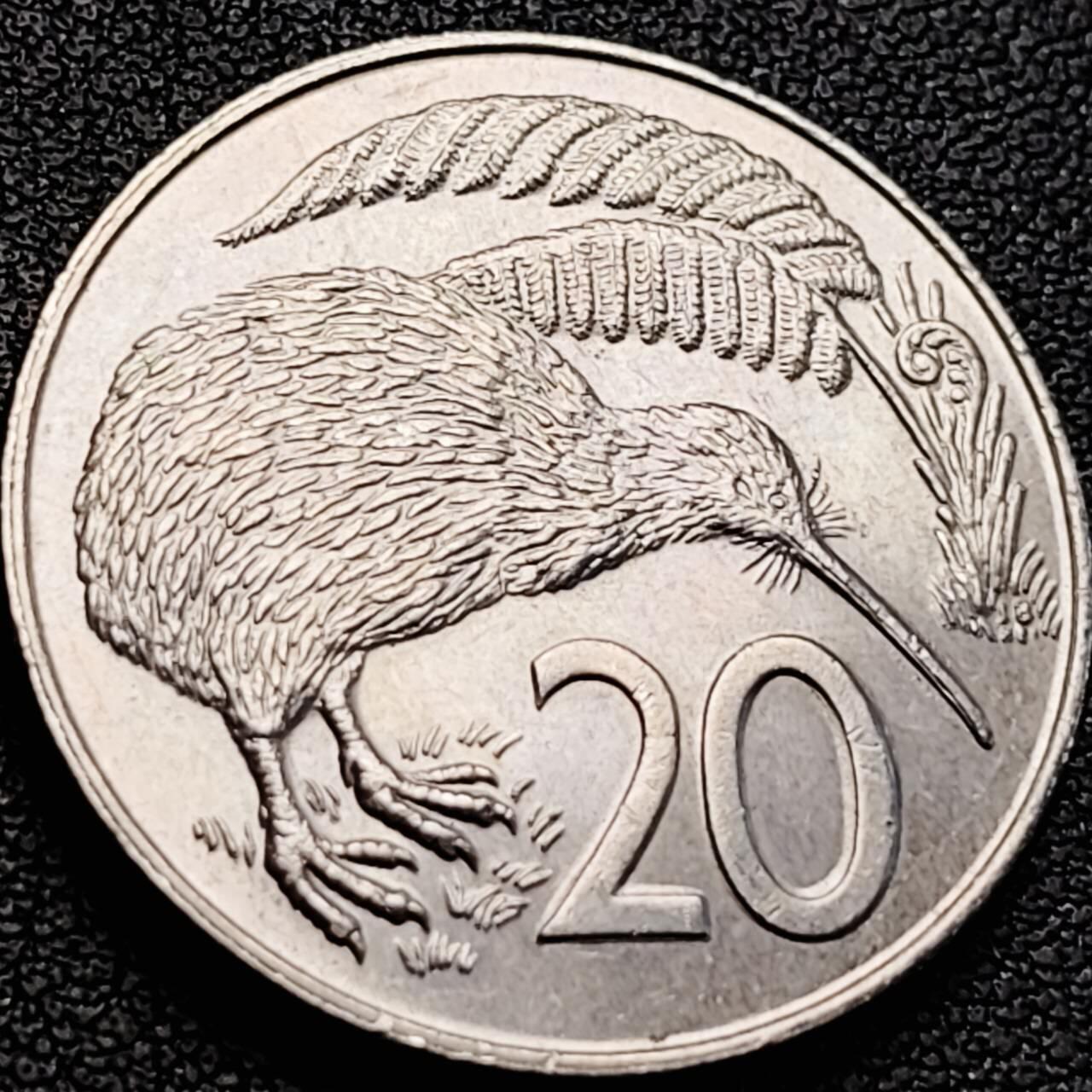 泉币菌-第205场-拍品多 请提前出价 。