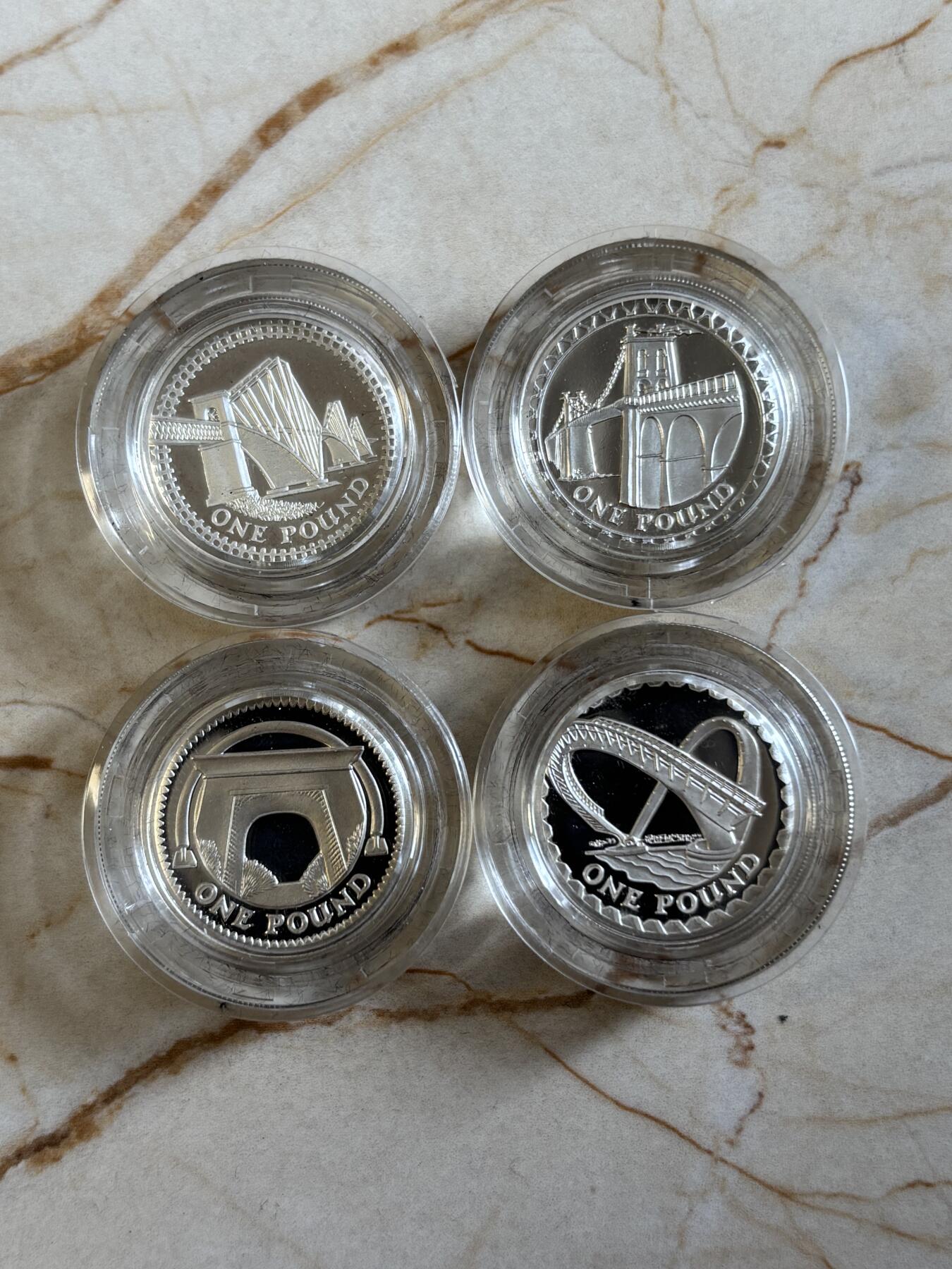 第193期拍卖 英国2004-2007年桥1镑加厚精制纪念银币4枚套装，19克*4，925银