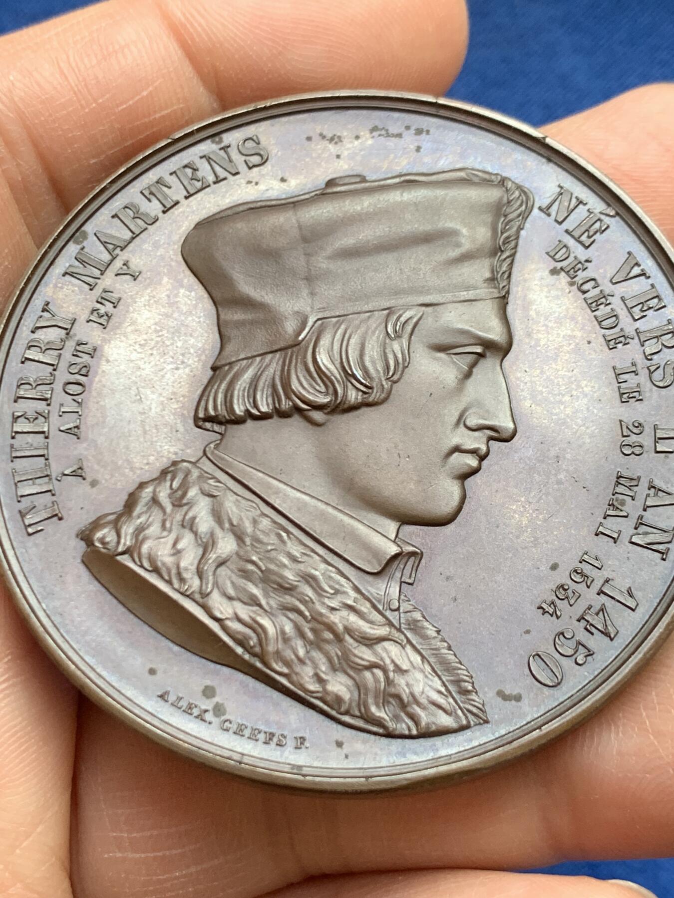 《竞宝斋》第468场 周日，周一 2场连拍 （全场包邮）欢迎送拍 比利时洼地国家印刷之父-蒂艾里.马滕斯纪念铜章 54mm 56.35g