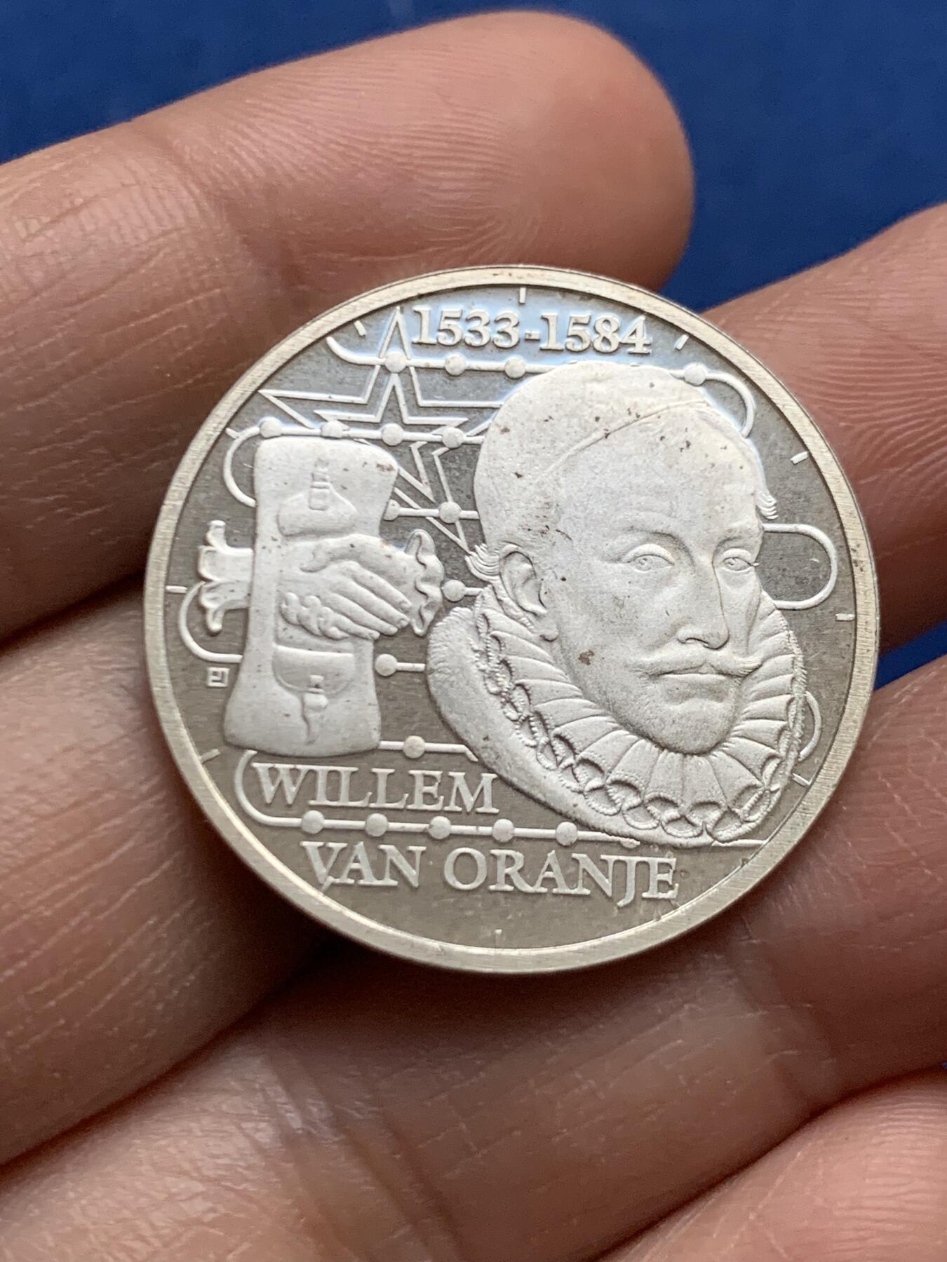 《竞宝斋》第468场 周日，周一 2场连拍 （全场包邮）欢迎送拍 荷兰国父威廉范·奥兰治银章 9.4克