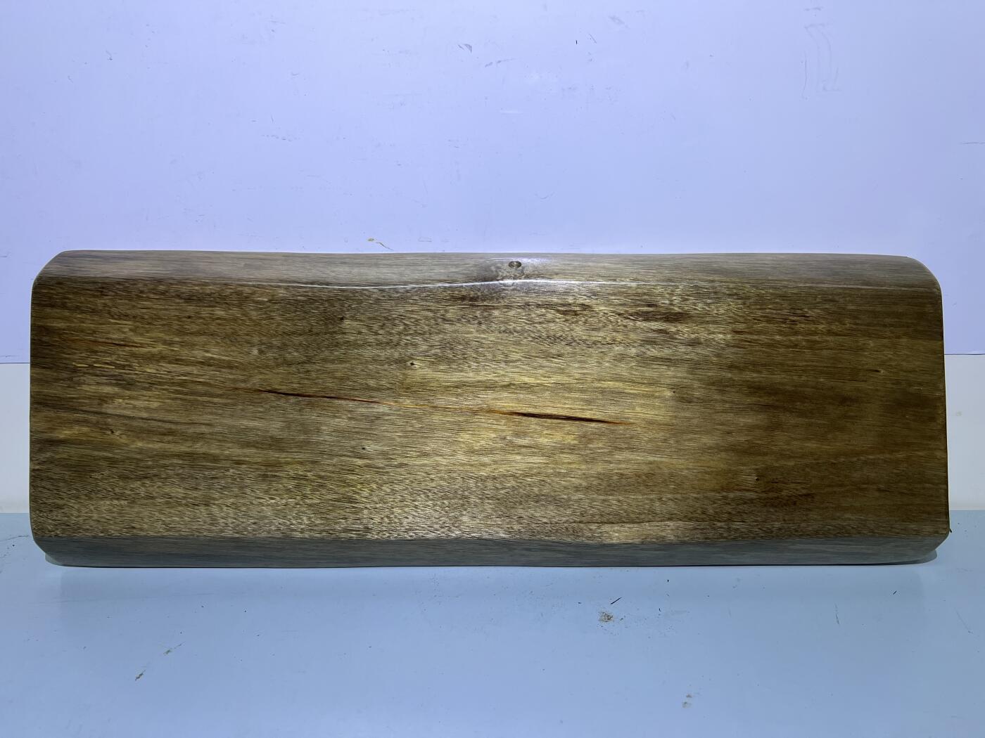 零元拍：金丝楠茶盘 金光闪闪。尺寸约：57/21/3.3CM。