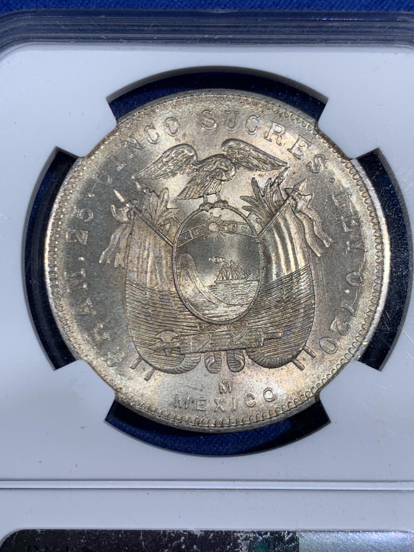 《竞宝斋》第468场 周日，周一 2场连拍 （全场包邮）欢迎送拍 NGC MS64 厄瓜多尔1943年5苏克雷银币，双面淡金彩，转光强烈细节优秀，状态一流，仅发行两个年份