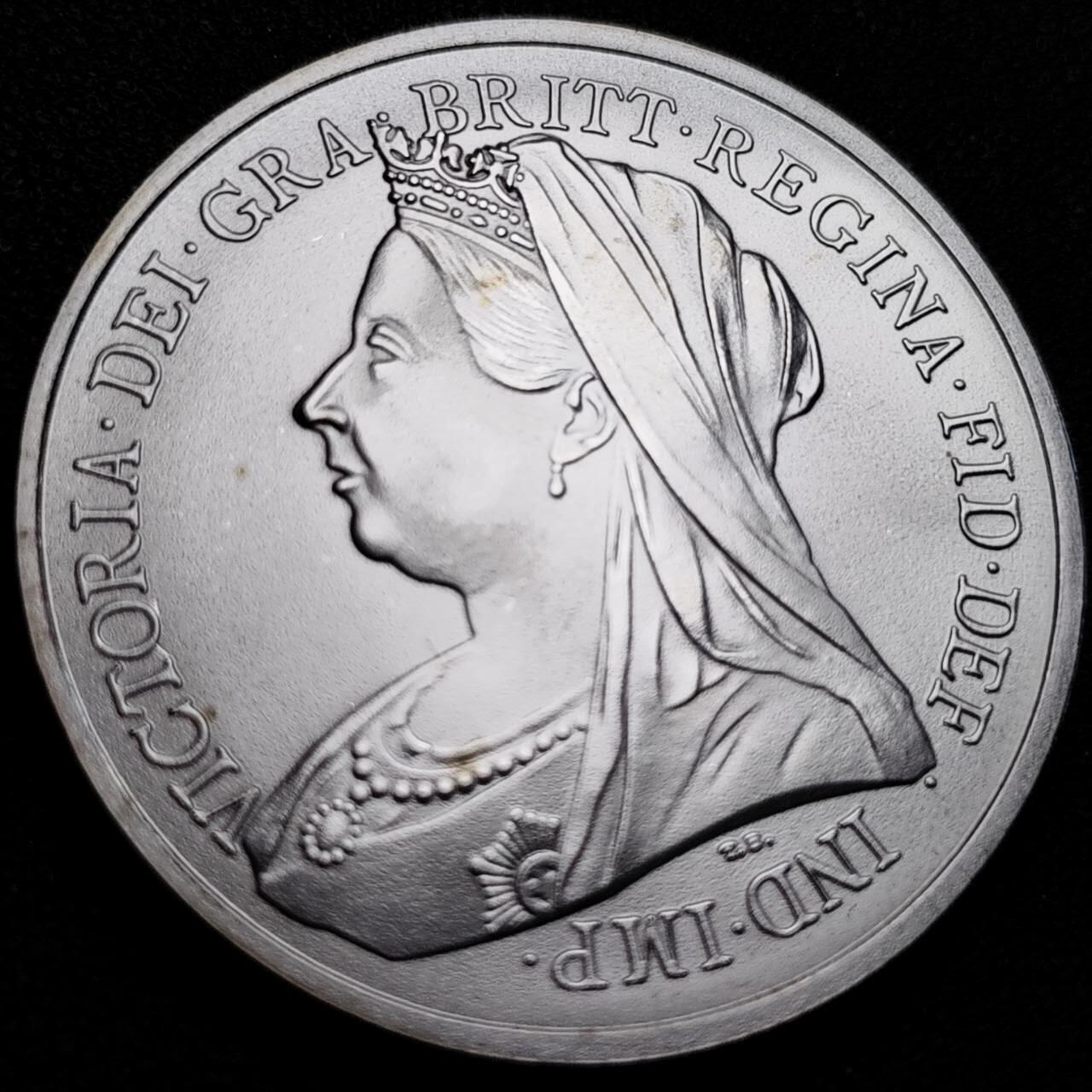 泉币菌-第205场-拍品多 请提前出价 纪念品 圣乔治和巨龙纪念章  40×3mm 致敬经典