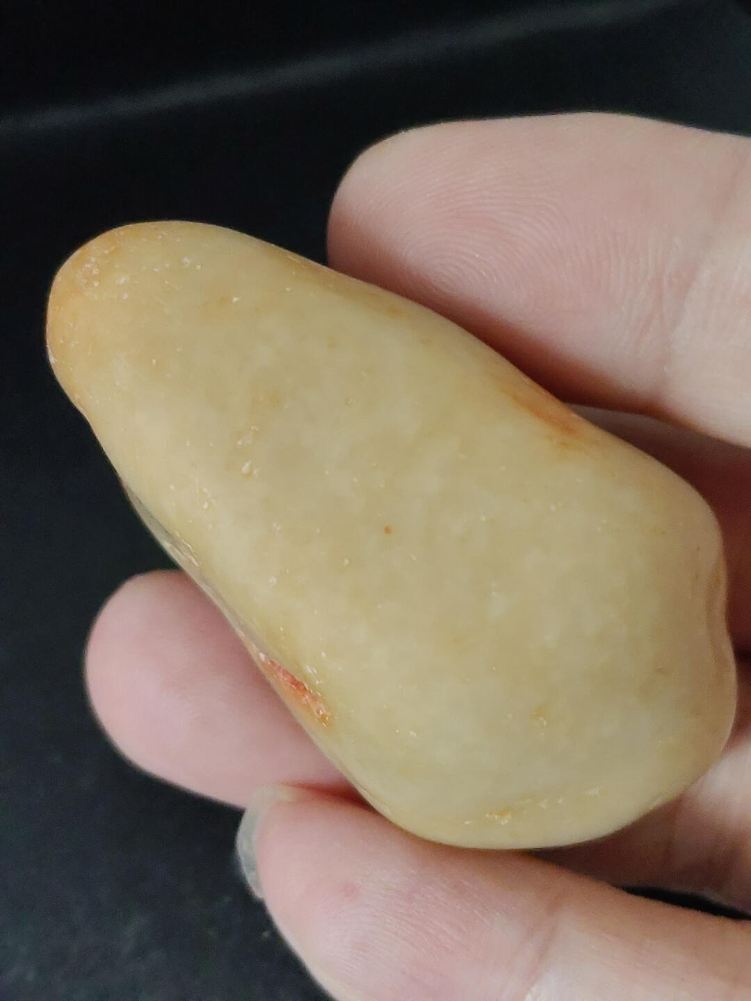 猩哥外币小铺➨【第219场】 和田玉原石64克