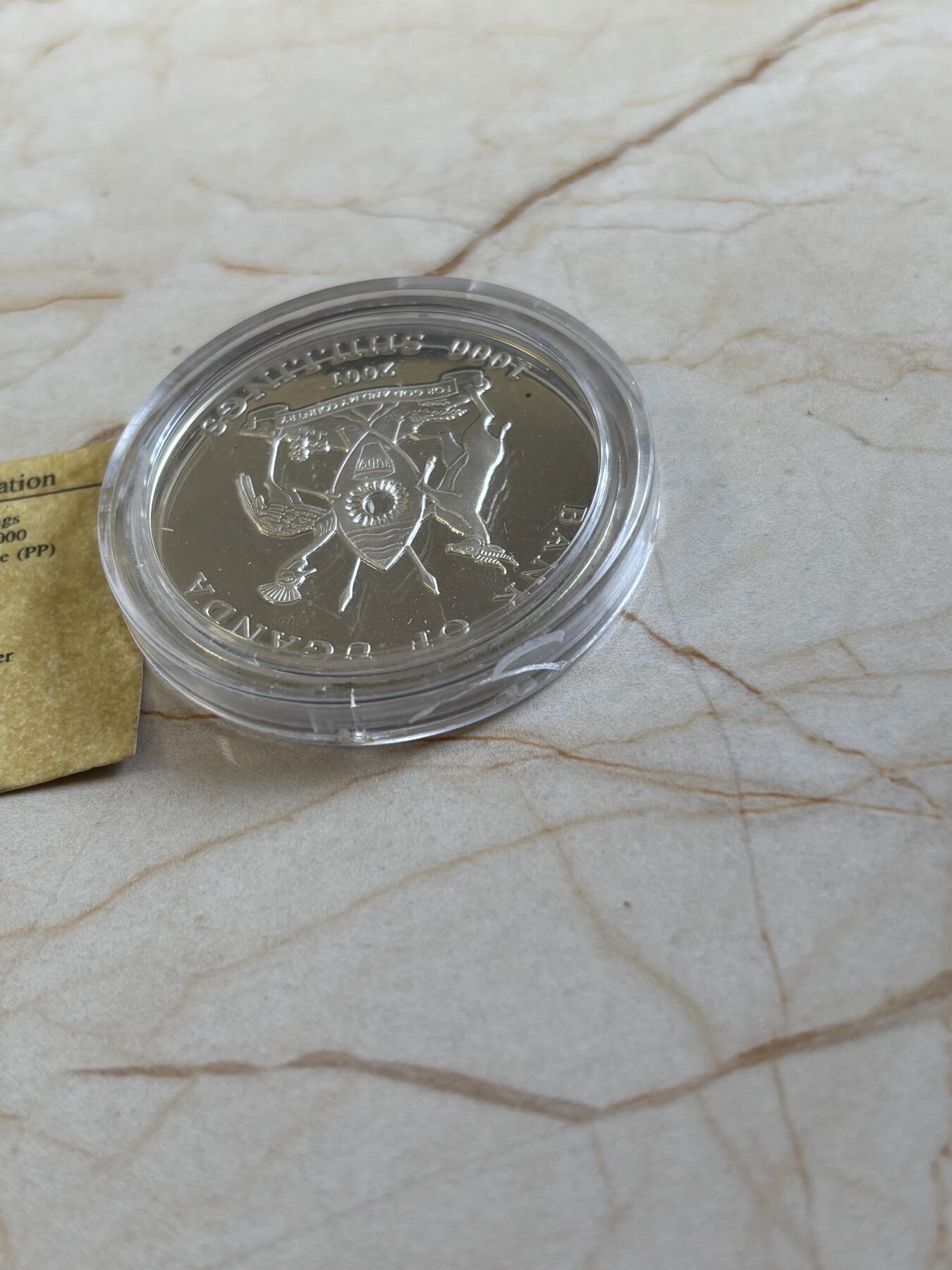 第193期拍卖 乌干达2001年人物丢勒精制纪念银币带证书，925银，20克，发行5000枚，塑料盒有裂痕