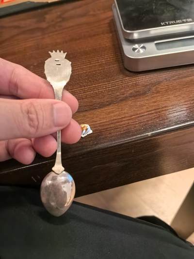 欧洲银章、铜章，大优惠起拍价都是银价计算 欧洲银咖啡调羹8.3克，起拍价格小于银价