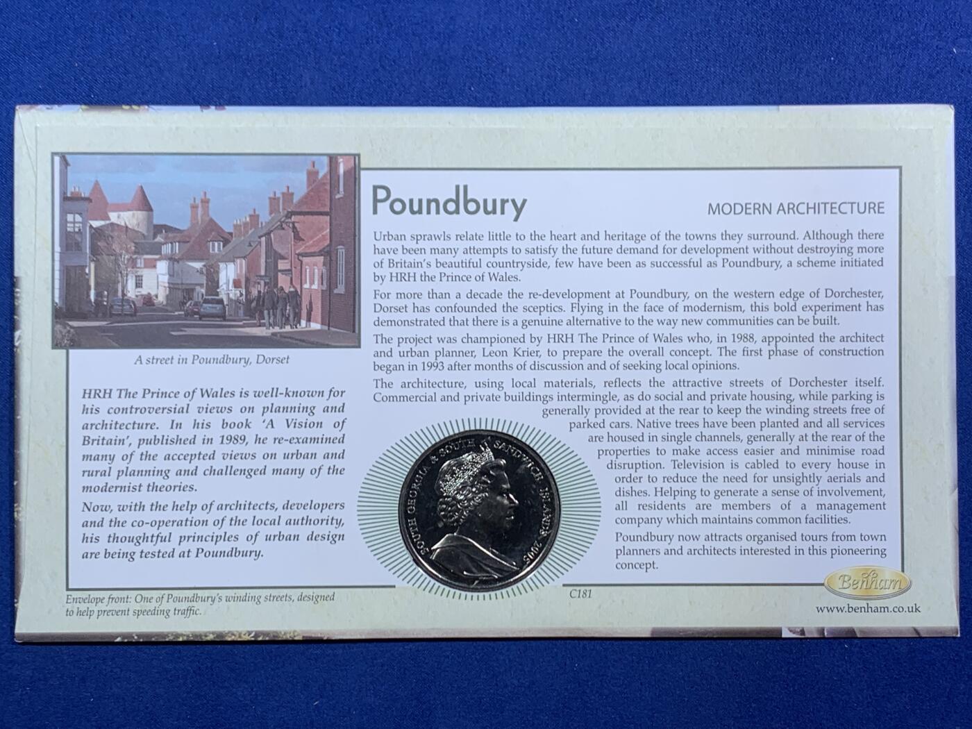 《竞宝斋》第468场 周日，周一 2场连拍 （全场包邮）欢迎送拍 英国2005年庞德伯里现代建筑2英镑纪念币，邮币封，附6张邮票