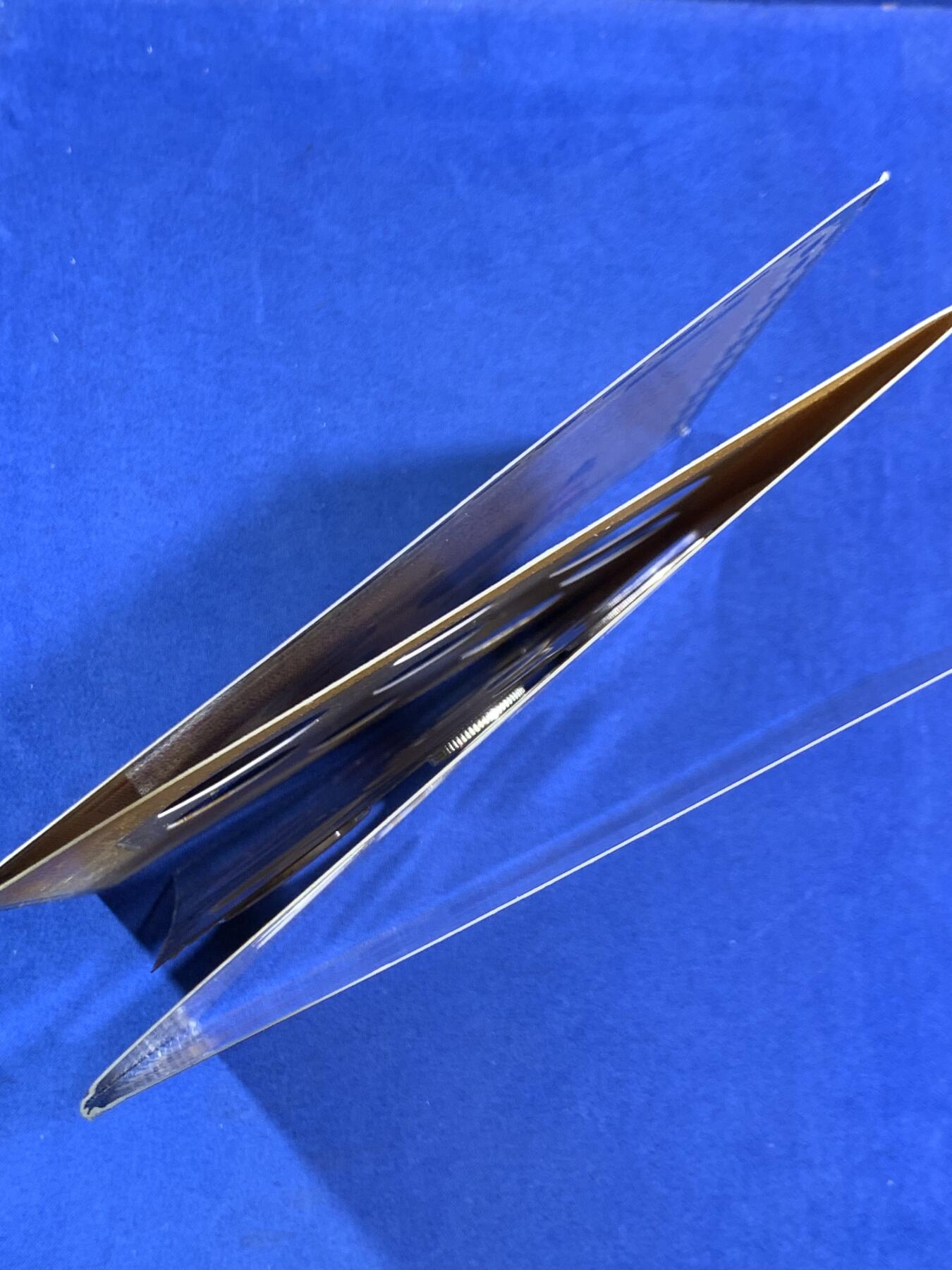 《竞宝斋》第468场 周日，周一 2场连拍 （全场包邮）欢迎送拍 英国1990年套币，带1枚1英镑威尔士韭葱纪念币，8枚币，盒证齐全，品相精美