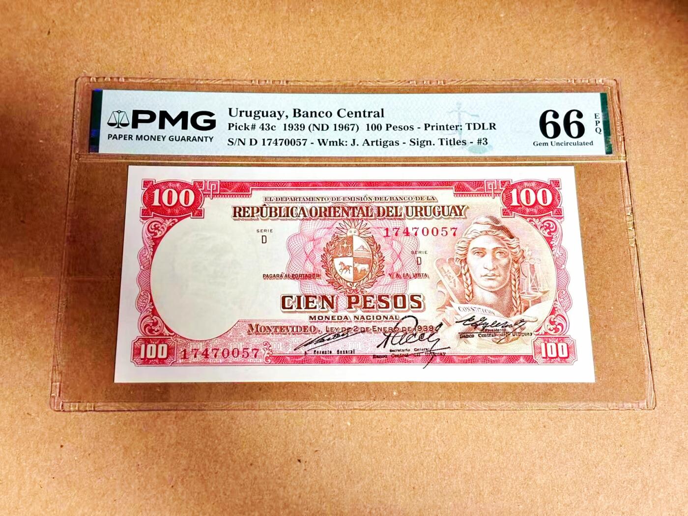 【Blue Auction】世界纸币精拍第792期——18级TOP拍卖/信誉/品质/专业/高效💫 【冠军分】乌拉圭 1939年100比索 背面大场景 精美PMG66EPQ