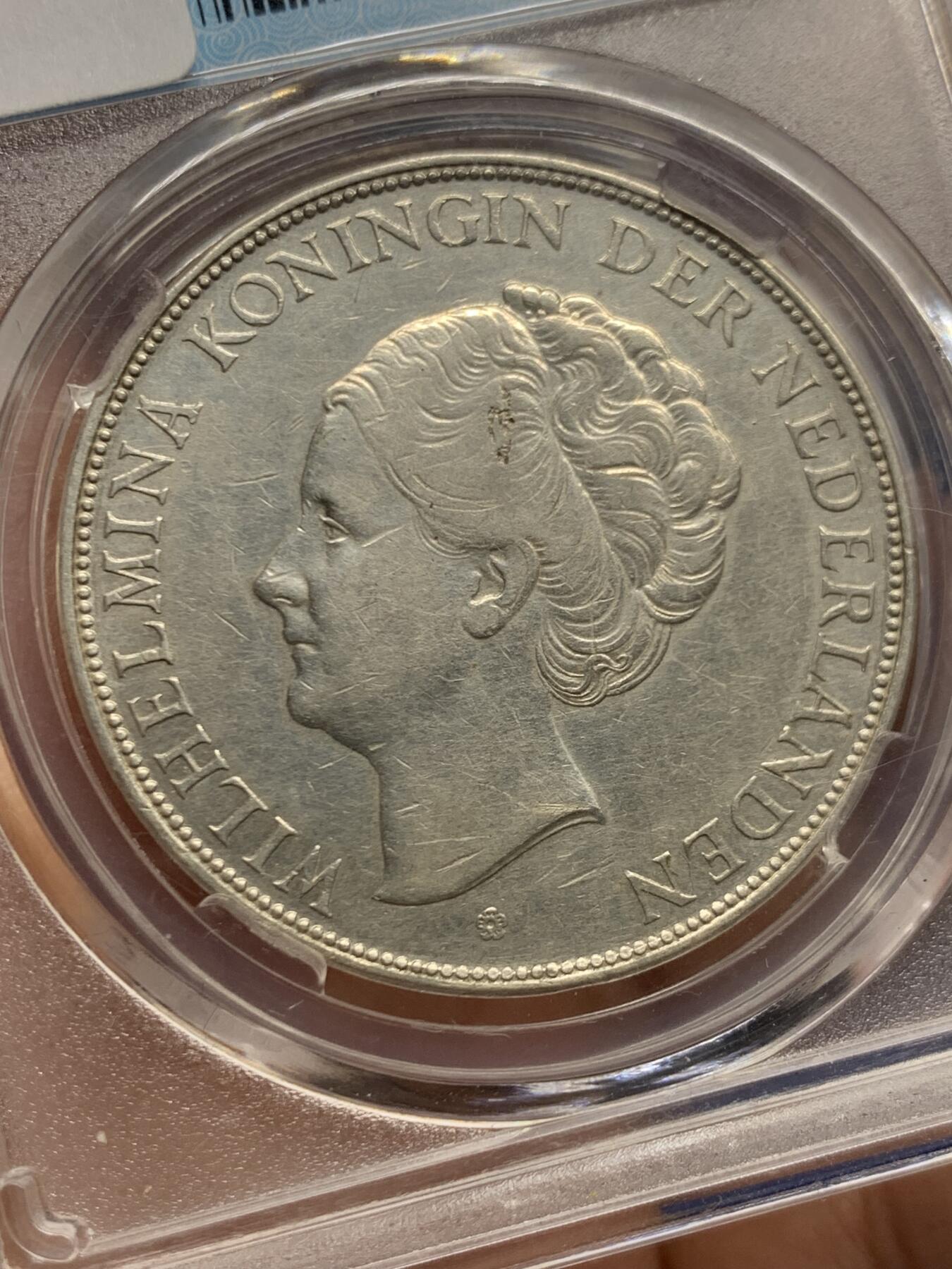 《竞宝斋》第468场 周日，周一 2场连拍 （全场包邮）欢迎送拍 荷兰1937年威廉敏娜2.5盾银币 细节见图