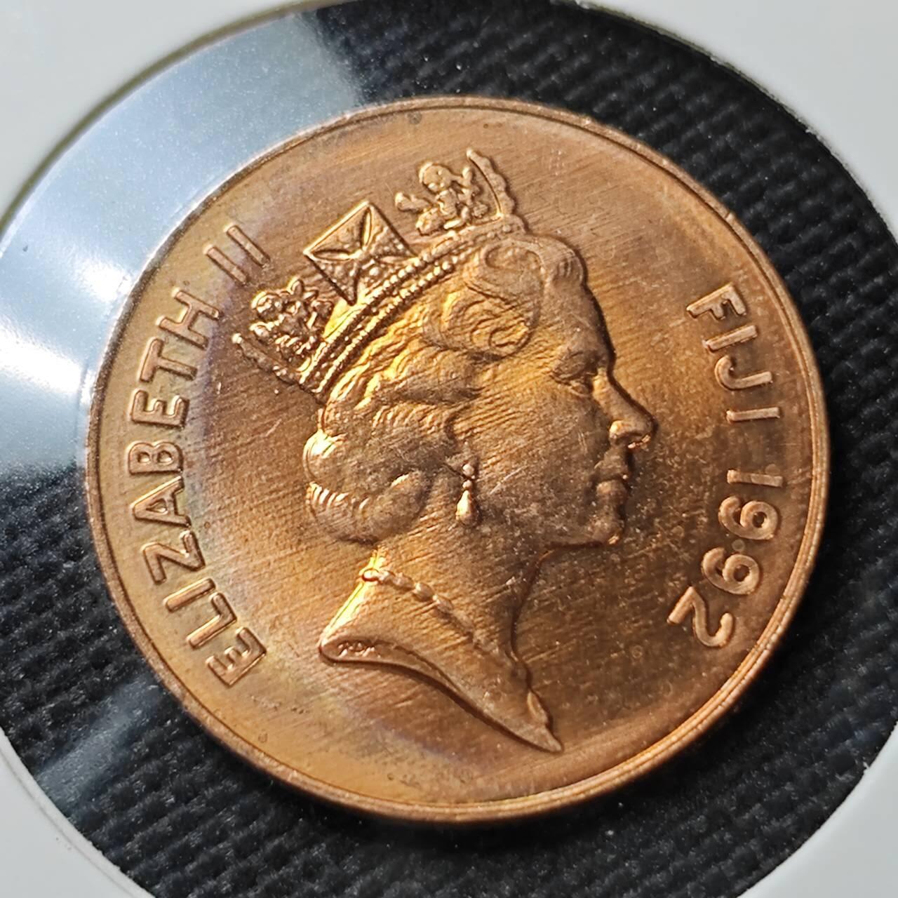 KK钱币收藏小铺   第404期 2月预留时间 周末发货  1992斐济2分铜币