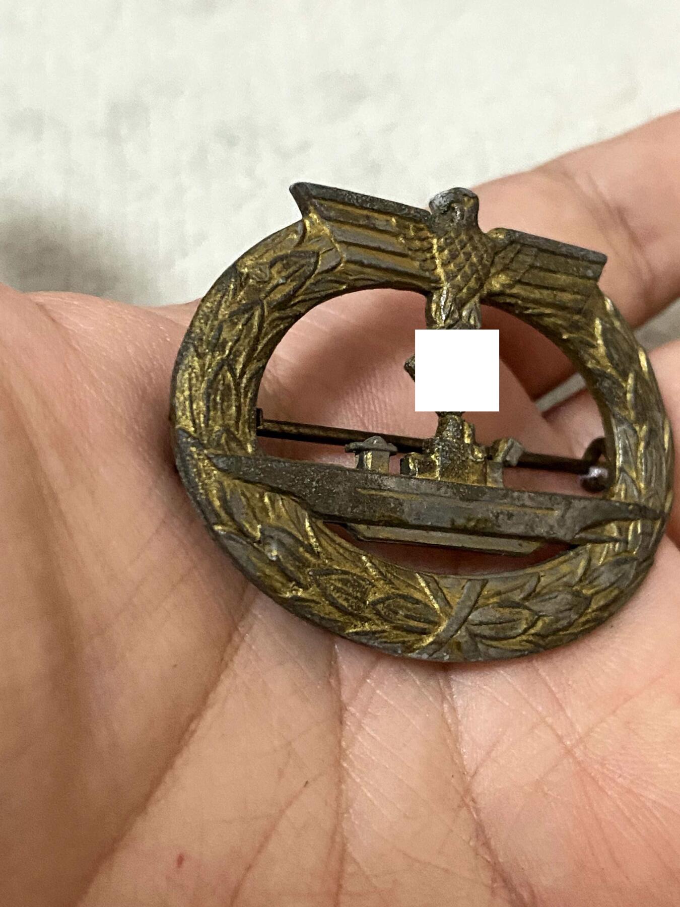 美德苏勋章奖章拍卖 本次各种都有 取消了保留价模式  德因原因只上2-3图 具体的想要的请联系我要完整图。都经过讨论未标明则全部是原品，保真 放心拍。3月4日晚上九点结束在麦稀奇 找不到的加我qq或者微信都是184277308备注苏章拍卖。