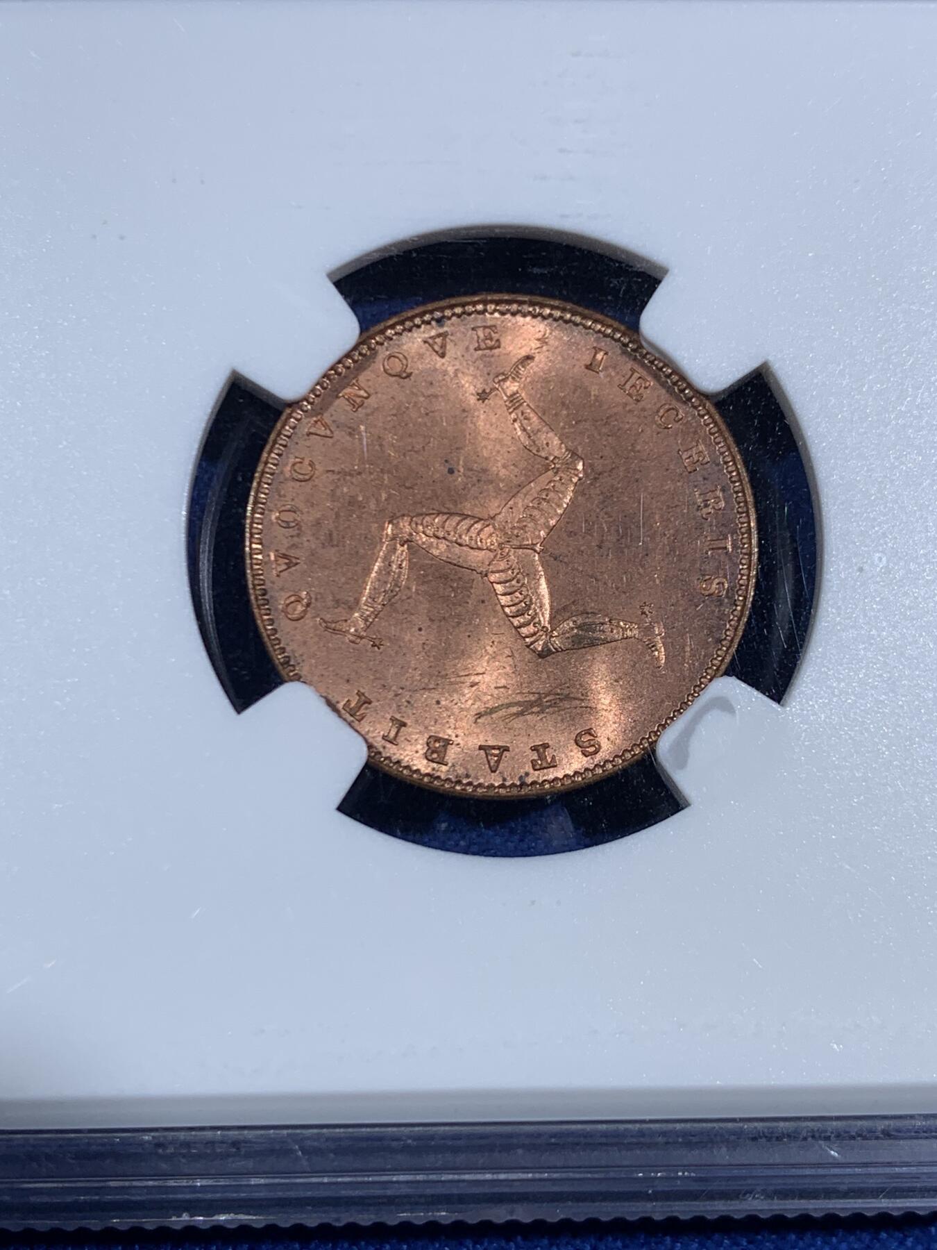 《竞宝斋》第468场 周日，周一 2场连拍 （全场包邮）欢迎送拍 NGC MS63+RD 英属马恩岛1839年小维1/4便士，单年版，近出厂级铜光，保存极佳，历经近200年仍耀眼夺目，实属难得。初版小维头像+三条腿。年初同品种62BN稀奇700元不含佣成交，高分+RD极为难得