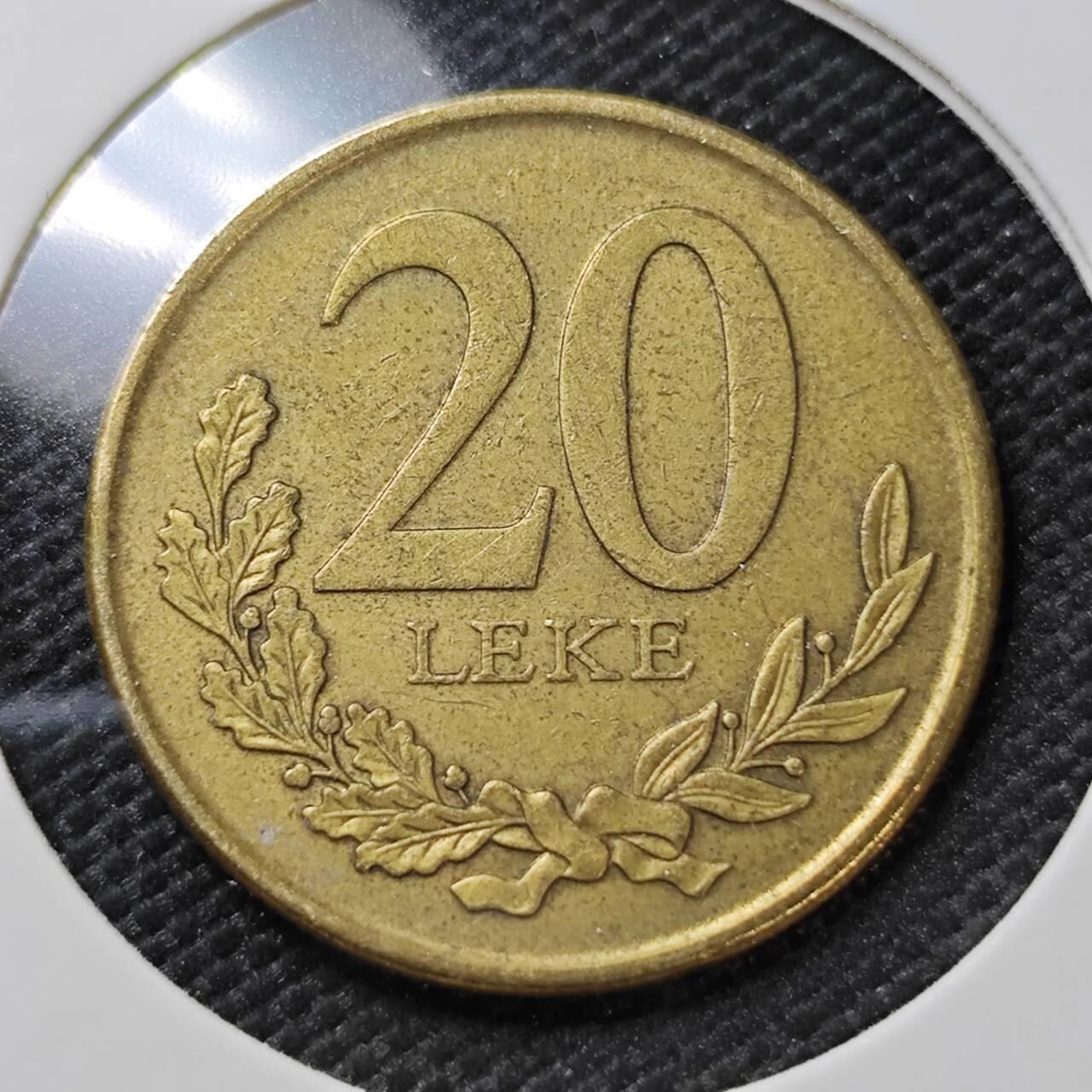 KK钱币收藏小铺   第404期 2月预留时间 周末发货  阿尔巴尼亚20列克