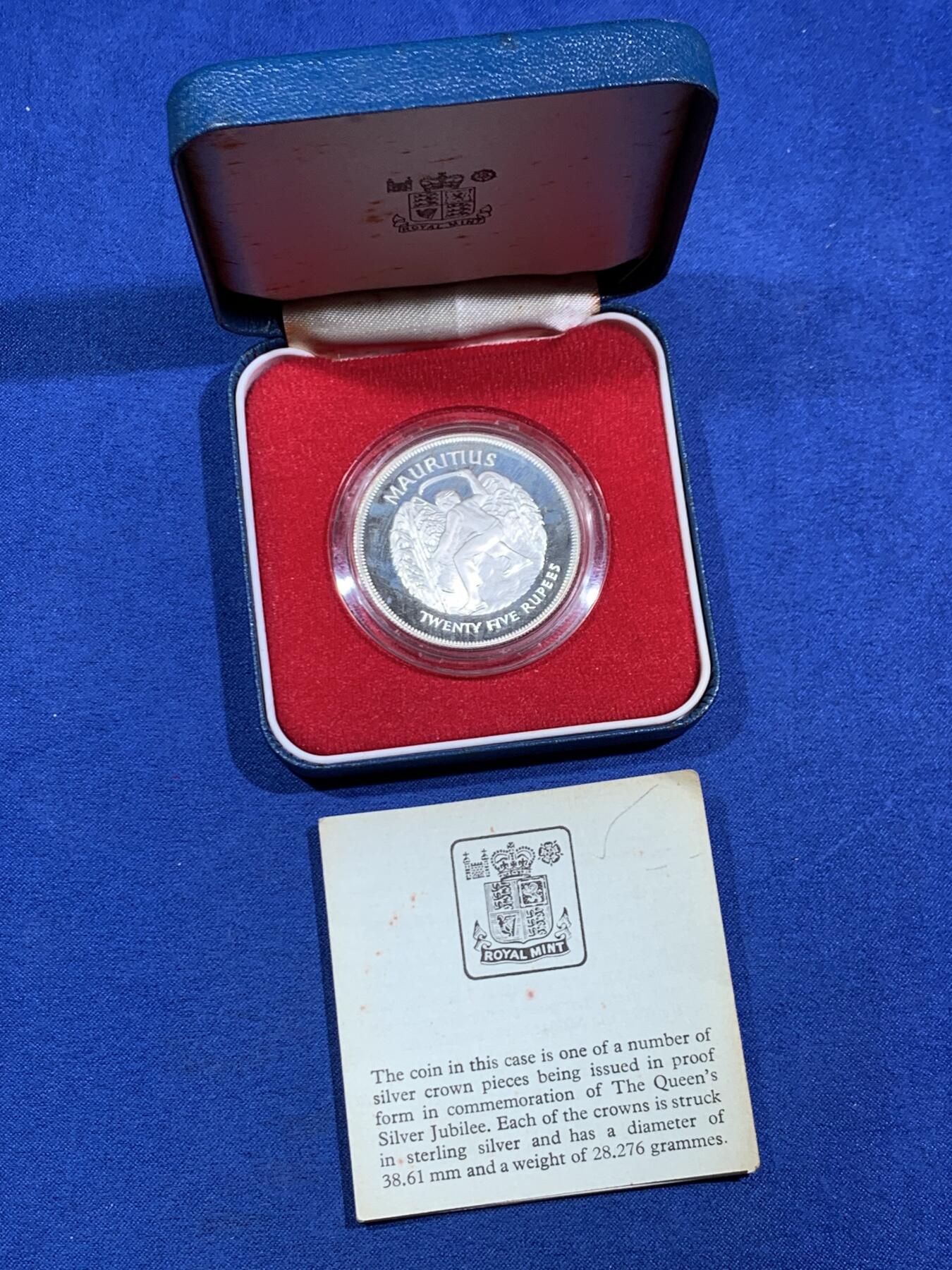 《竞宝斋》第468场 周日，周一 2场连拍 （全场包邮）欢迎送拍 毛里求斯1977年25卢比精制银币，纪念女王登记银禧（28.3克 925银）