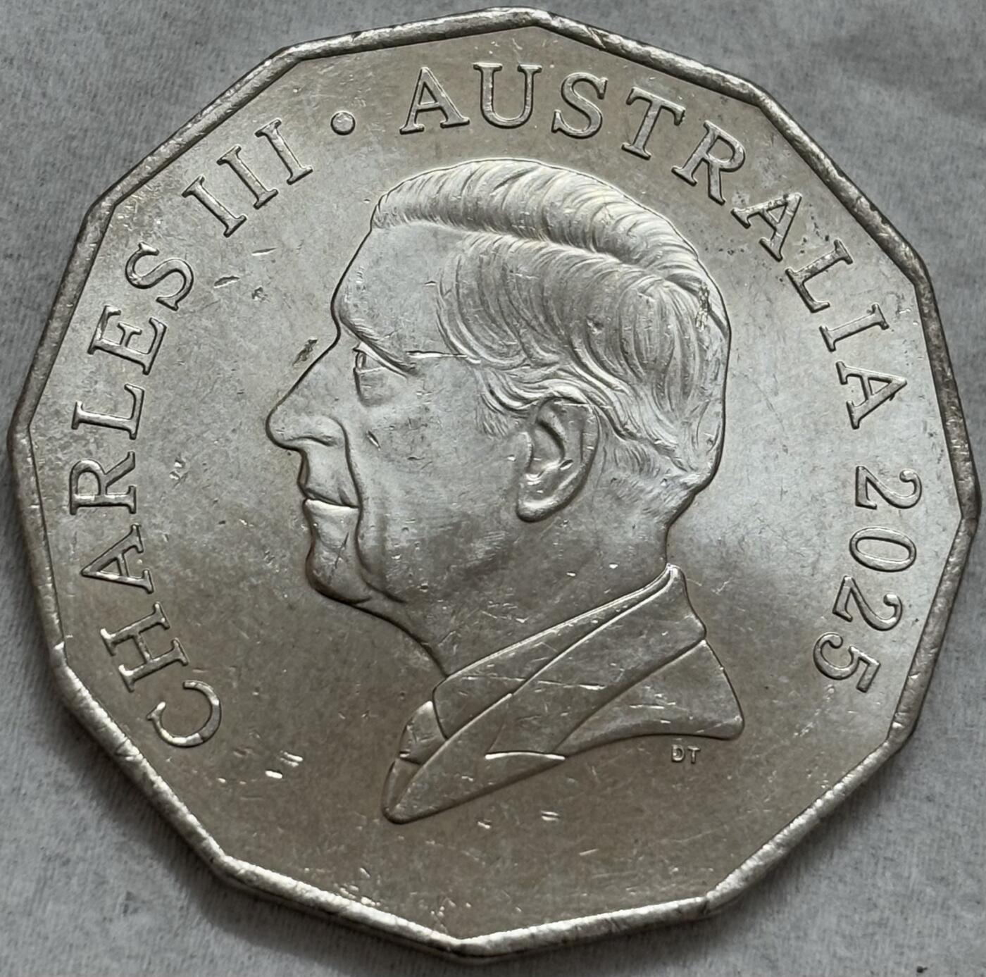 文馨钱币收藏第 296 场，长期接代拍业务  原光品相 2025 年澳大利亚 50 分，查尔斯头像少见