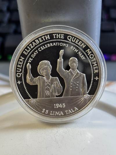 第193期拍卖 - 托克劳1997年庆祝国家独立活动纪念银币，28.28克925银，有氧化