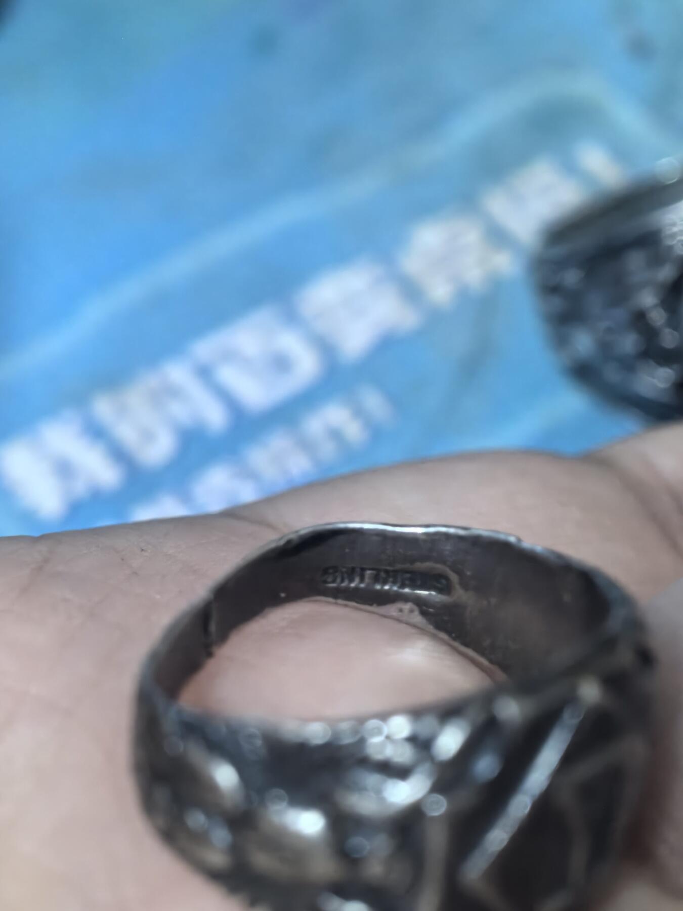 美德苏勋章奖章拍卖 本次各种都有 取消了保留价模式  德因原因只上2-3图 具体的想要的请联系我要完整图。都经过讨论未标明则全部是原品，保真 放心拍。3月4日晚上九点结束在麦稀奇 找不到的加我qq或者微信都是184277308备注苏章拍卖。