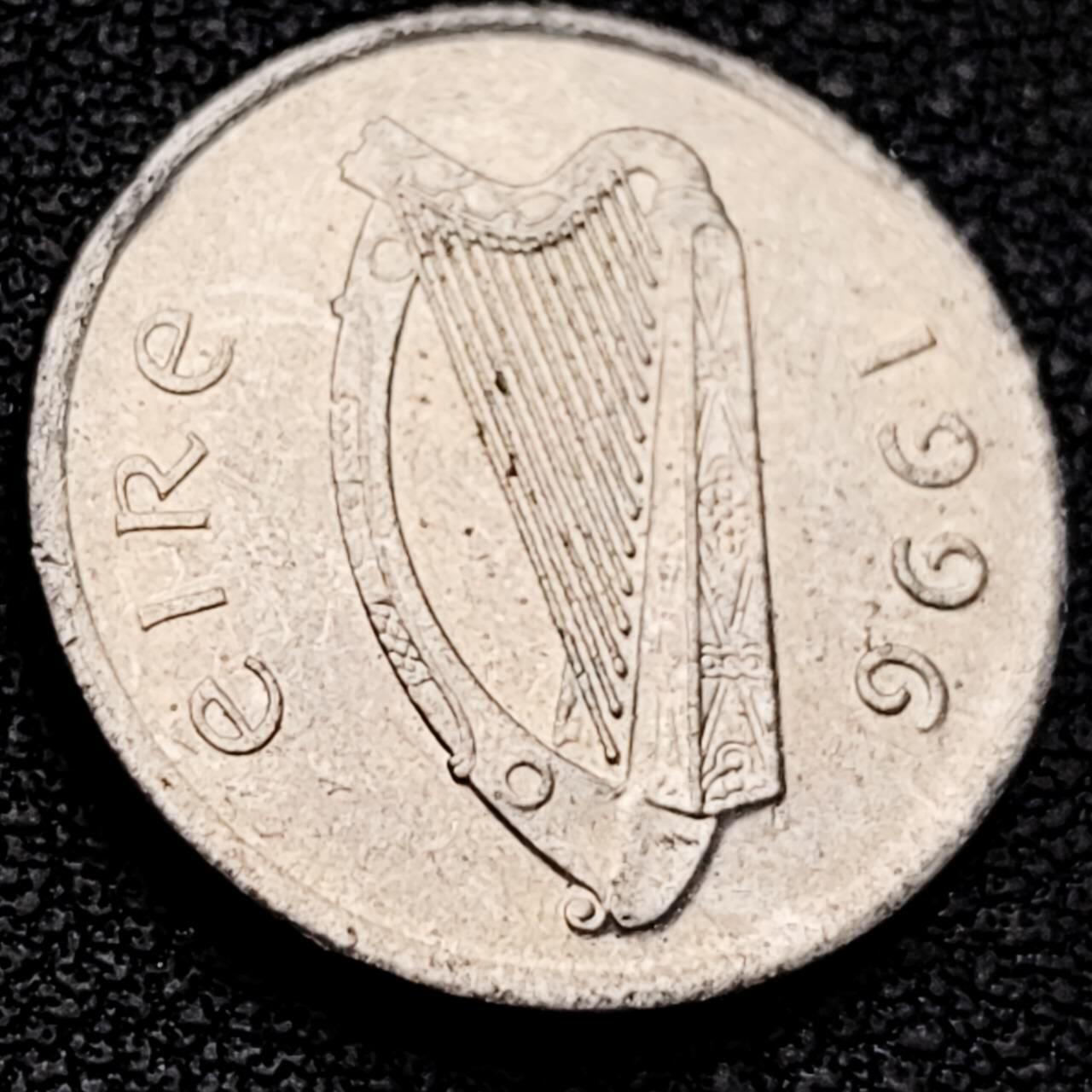 泉币菌-第205场-拍品多 请提前出价 1993年 爱尔兰5便士 公牛18.5mm 铜镍