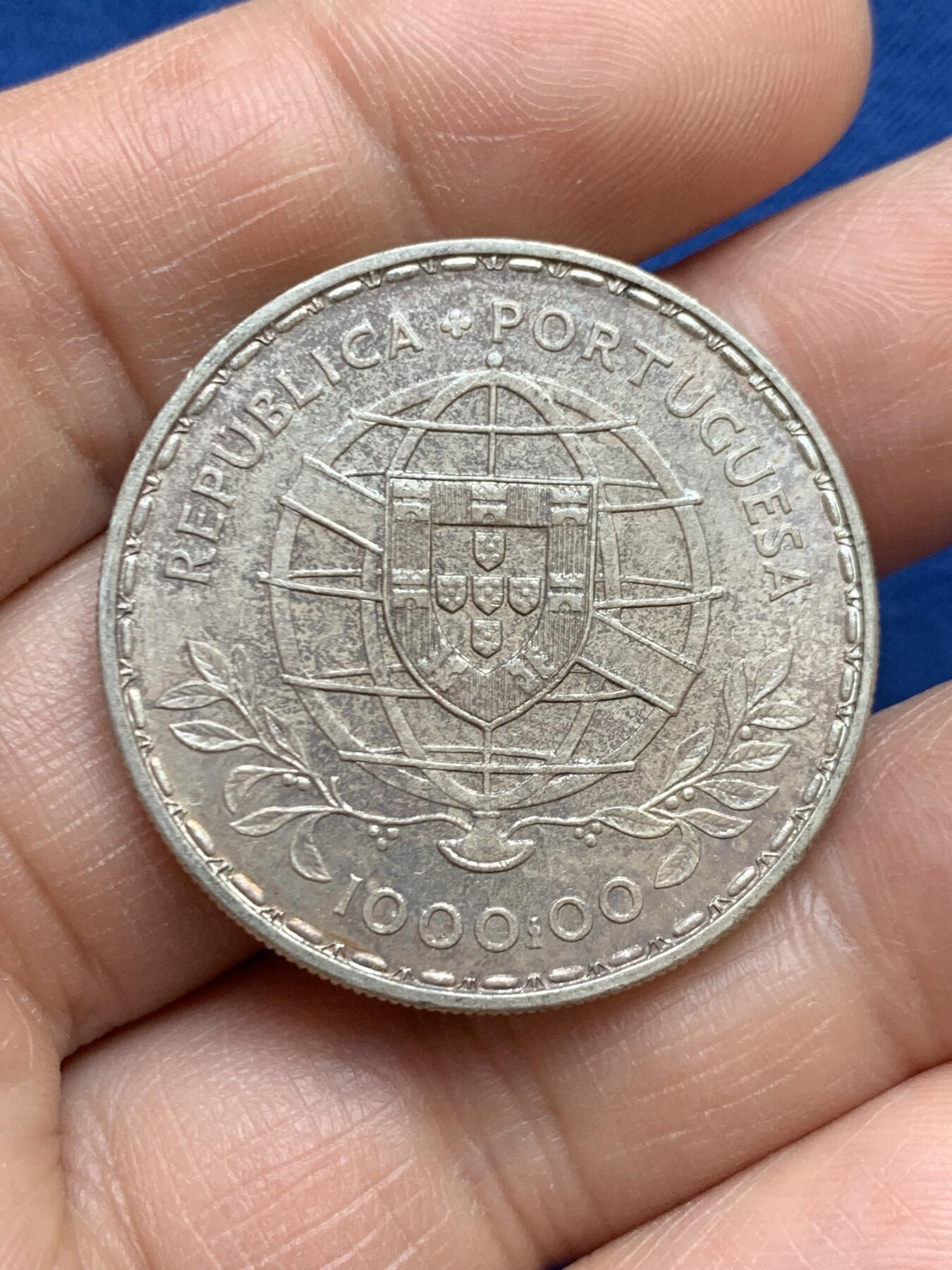 《竞宝斋》第468场 周日，周一 2场连拍 （全场包邮）欢迎送拍 葡萄牙路易斯·德·卡蒙斯逝世400周年1000埃斯库多纪念银币 925银 17克