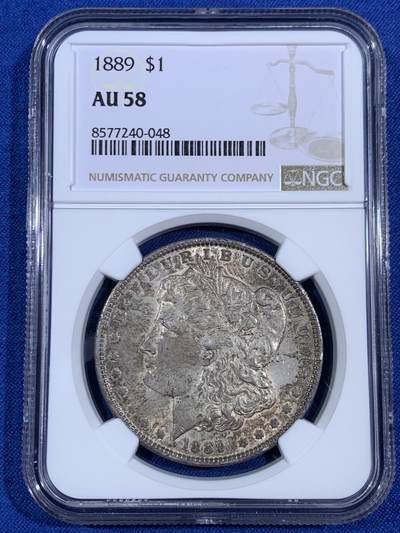 《竞宝斋》第468场 周日，周一 2场连拍 （全场包邮）欢迎送拍 - NGC AU58 美国1889年摩根1美元银币 经典品种