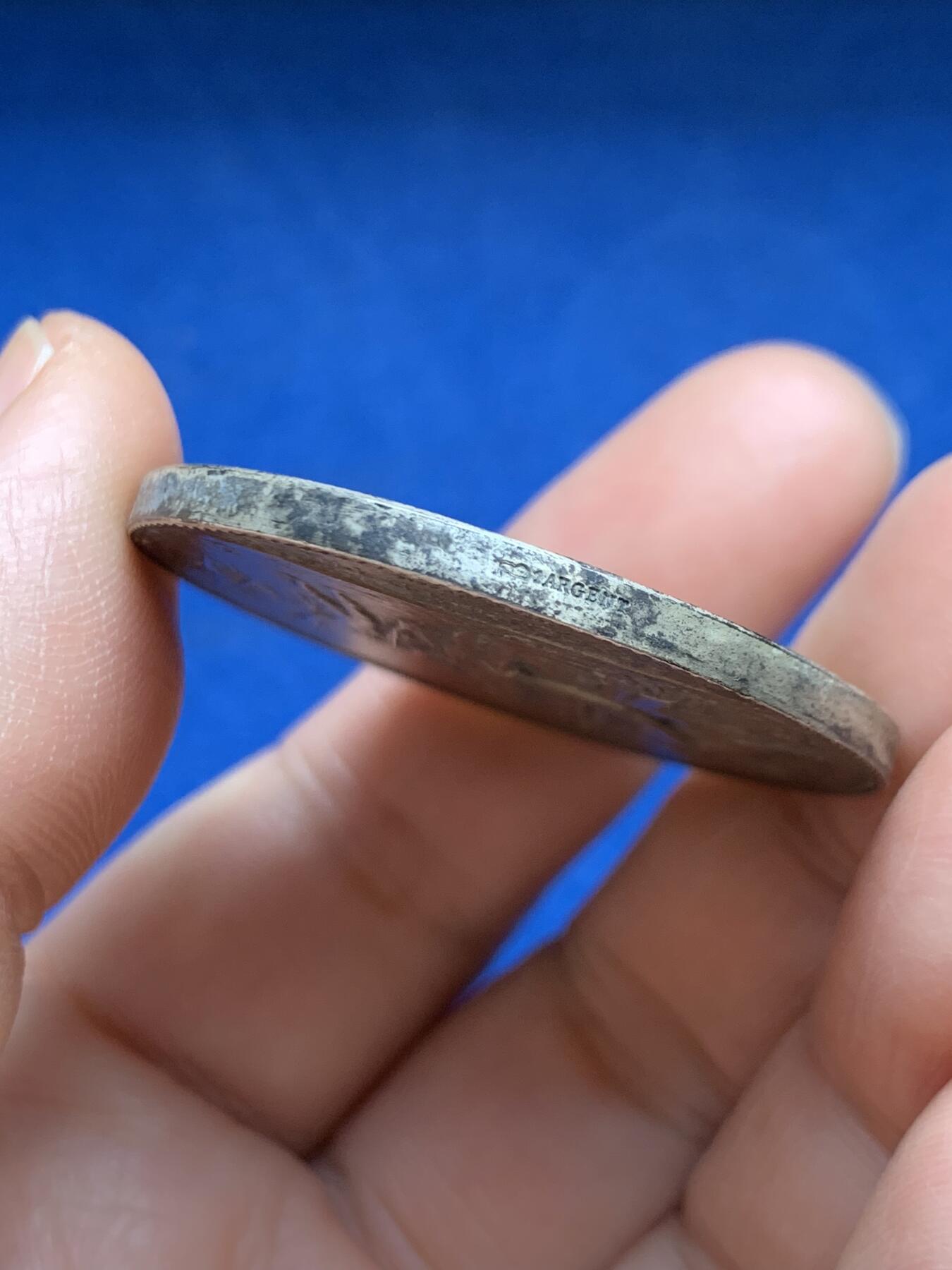 《竞宝斋》第468场 周日，周一 2场连拍 （全场包邮）欢迎送拍 名家名作 法国射击比赛银章 40.4克 40.8mm 丰饶角1银标