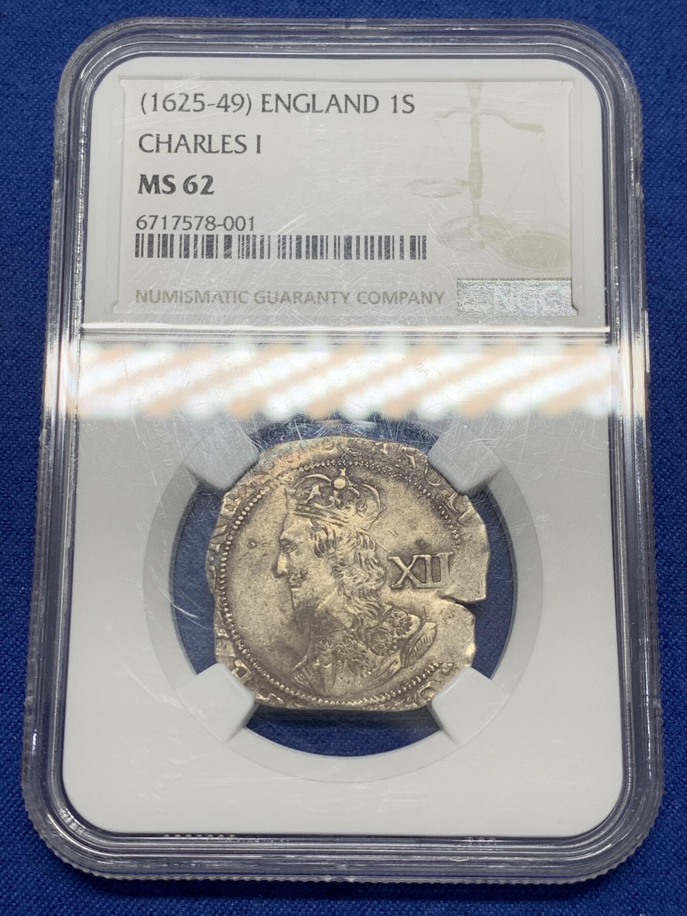 《竞宝斋》第468场 周日，周一 2场连拍 （全场包邮）欢迎送拍 NGC MS62 英格兰1625-49年 查理一世 1先令银币 币面打制清晰 人像面的五官和衣物以及盾徽面都近乎完美打制 国内外首见的高分 NGC唯一冠军分 值得收藏