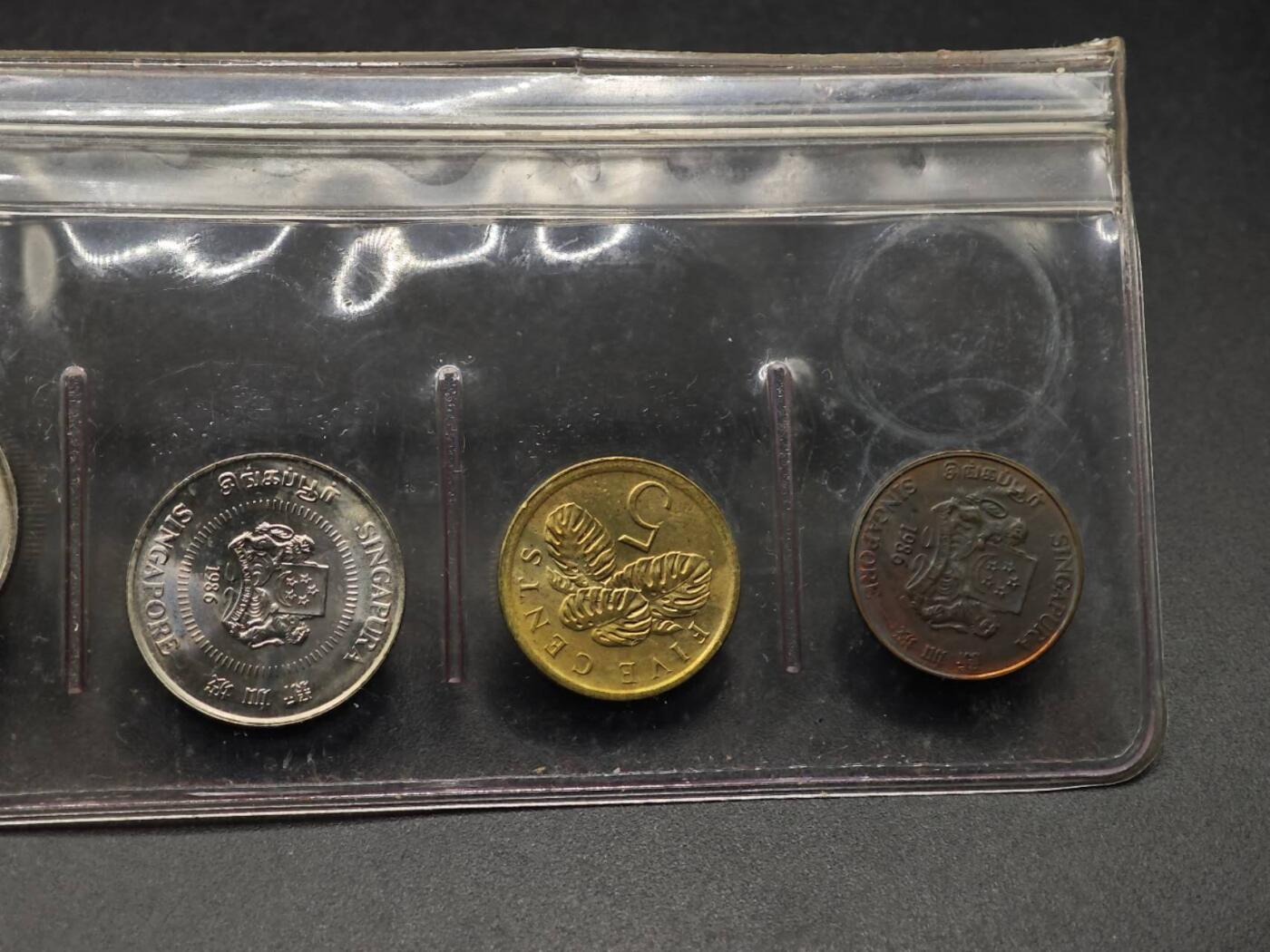 【淘币小摊】实时拍第八百七十九拍   银币套币场    每周一统一发货 新加坡1986年套币含镍版一元