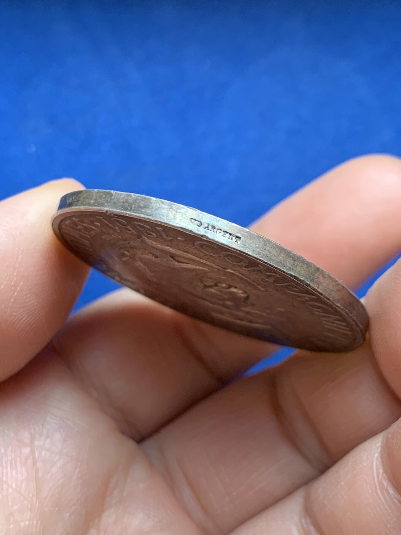 《竞宝斋》第468场 周日，周一 2场连拍 （全场包邮）欢迎送拍 法兰西船运纪念银章 37.8克 41.3mm 丰饶角银标