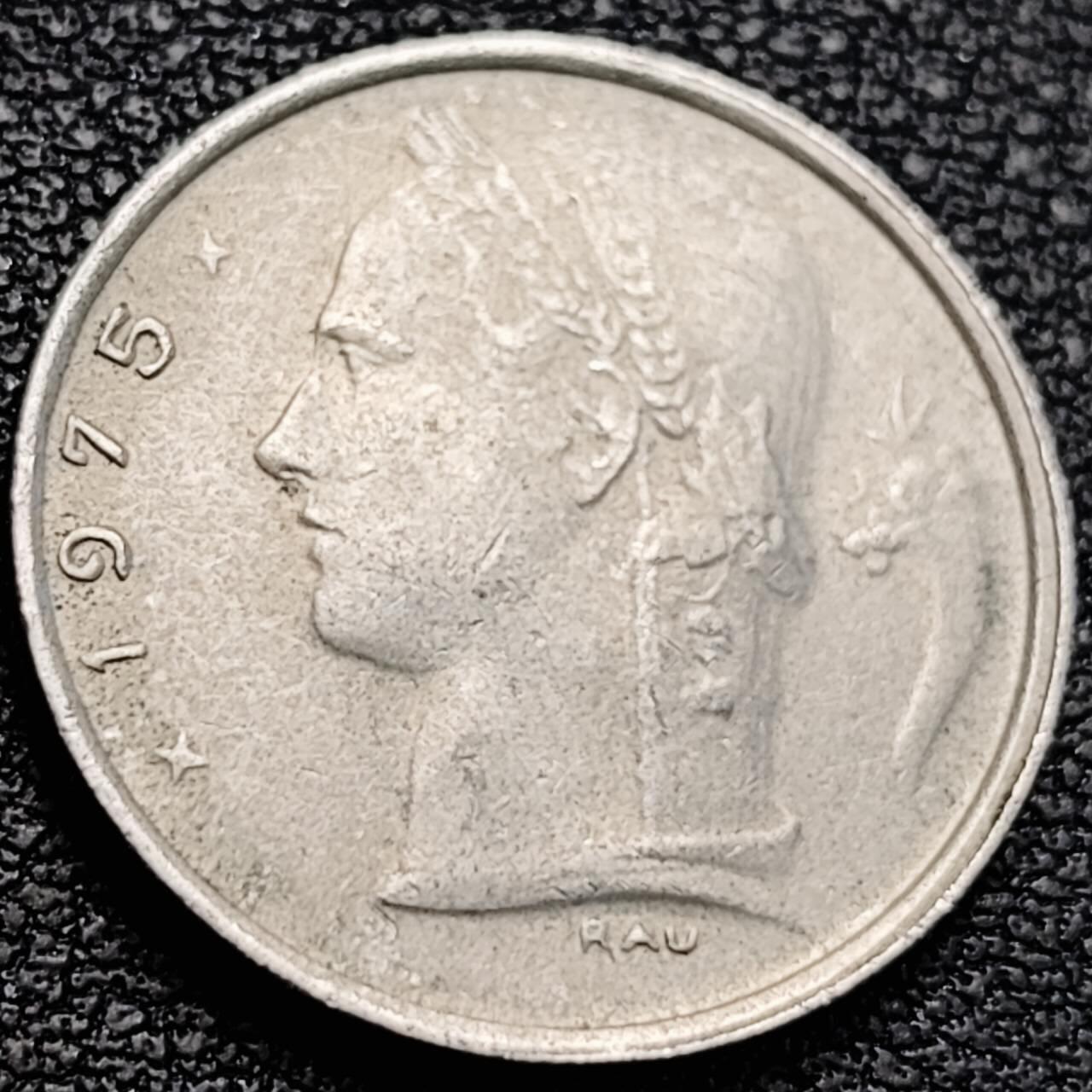 泉币菌-第205场-拍品多 请提前出价 。