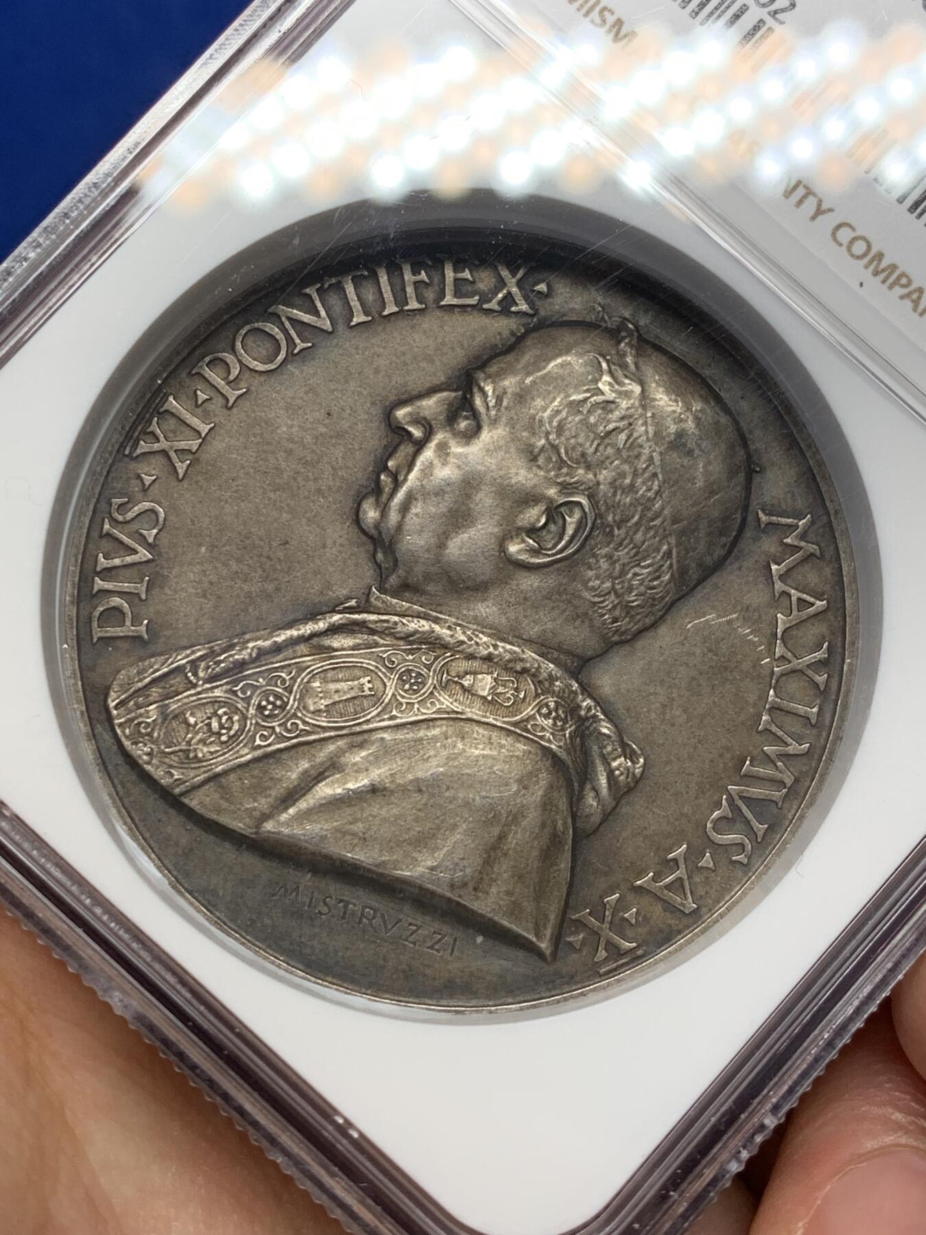 《竞宝斋》第468场 周日，周一 2场连拍 （全场包邮）欢迎送拍 NGC MS63 教皇国1931年庇护十一世纪念银章 加厚盒