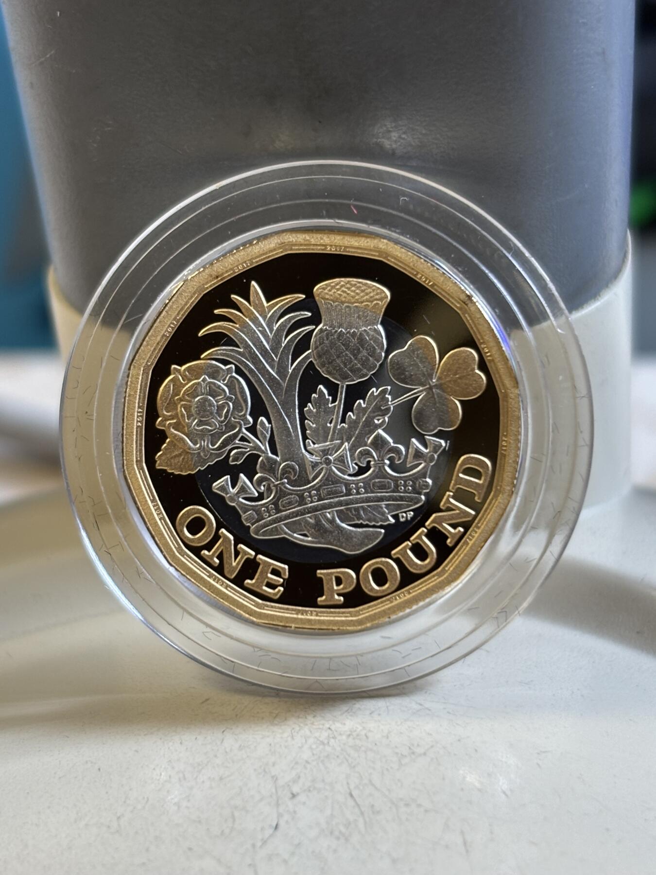 第193期拍卖 英国2017年1英镑双色纪念银币，925银，10.47克，发行量25000枚